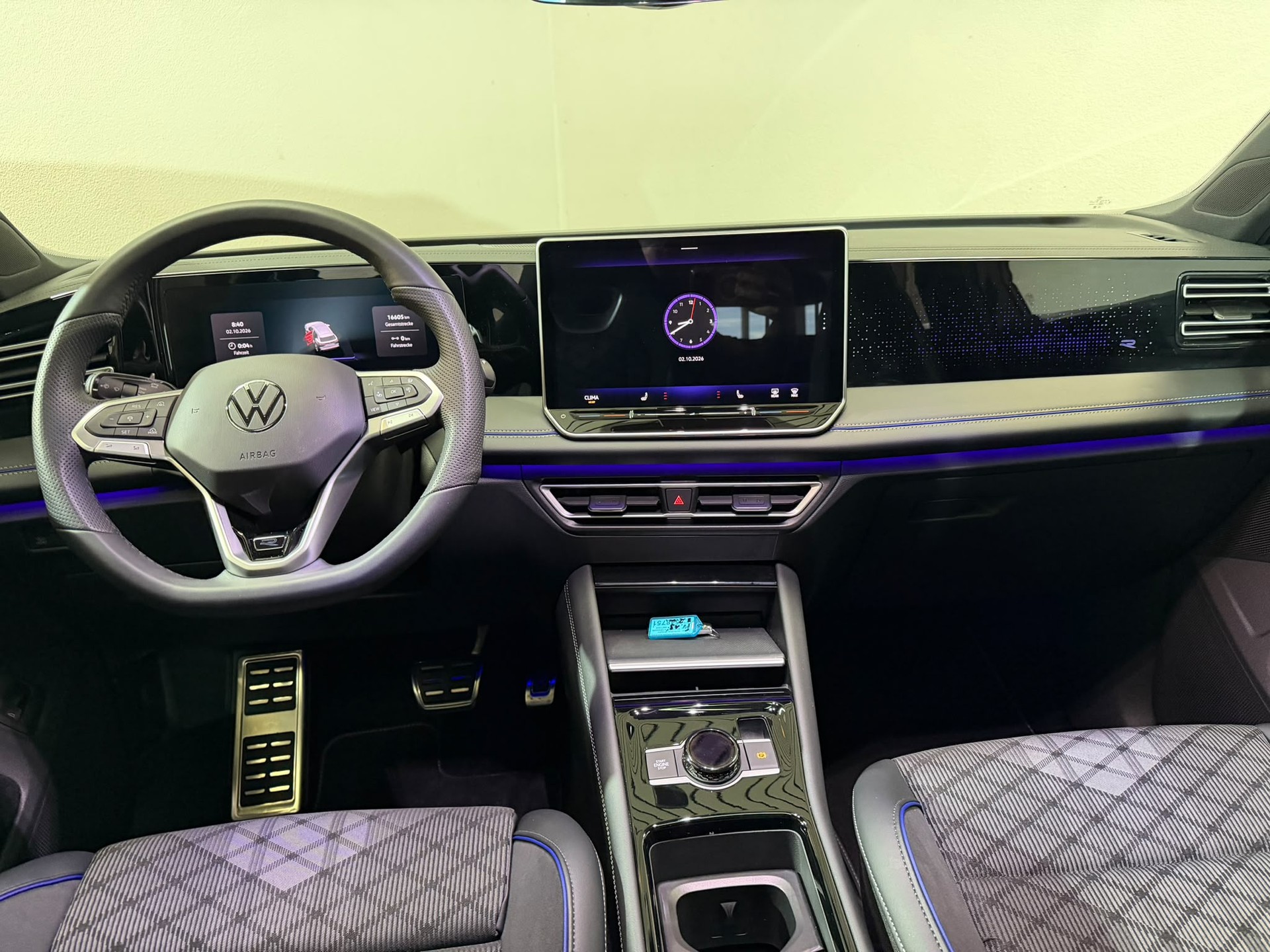 VW Tiguan 2.0 TSI DSG R-Line 4Motion-image-8