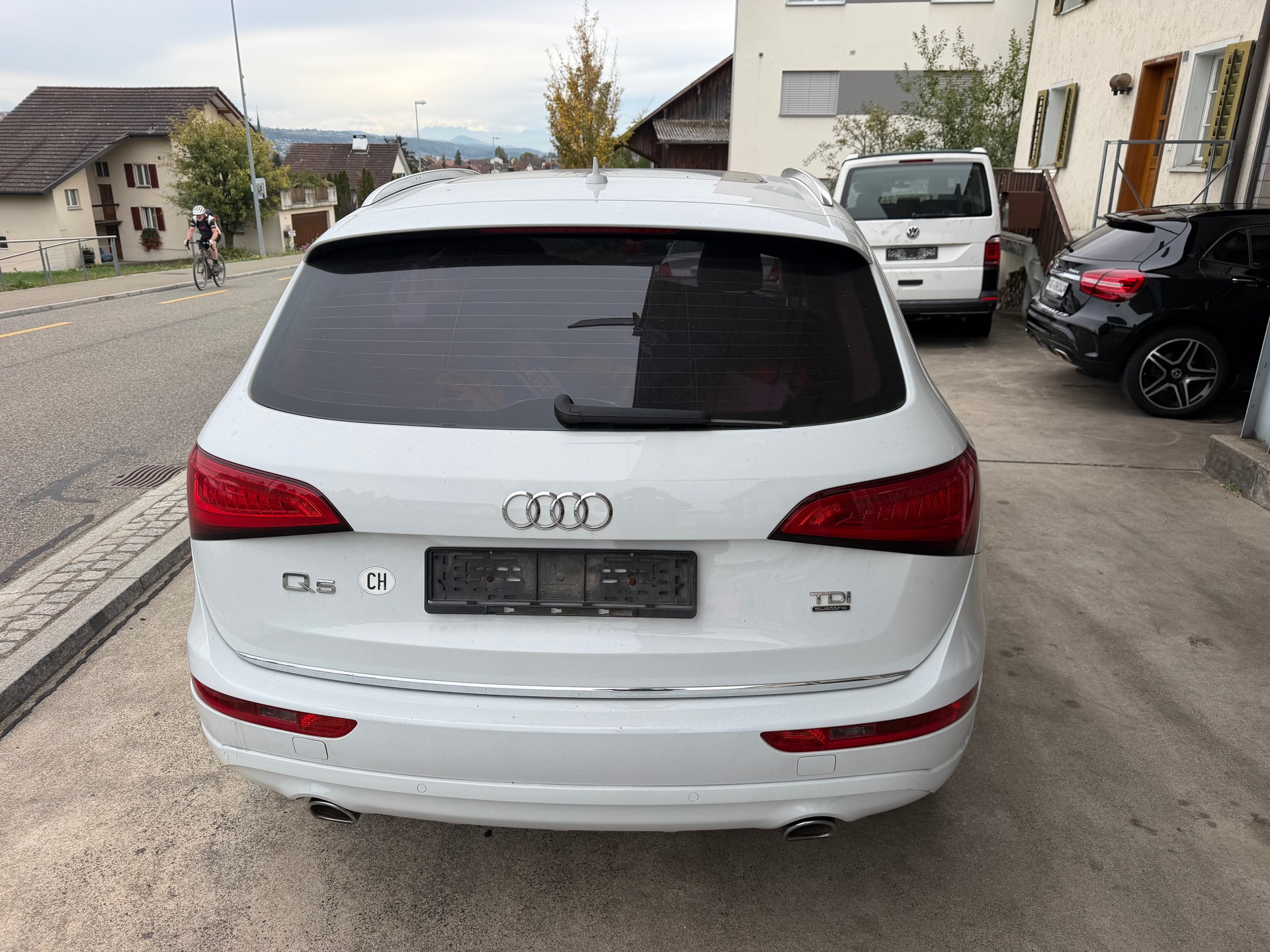 AUDI Q5 3.0 TDI clean quattro S-tronic-image-5