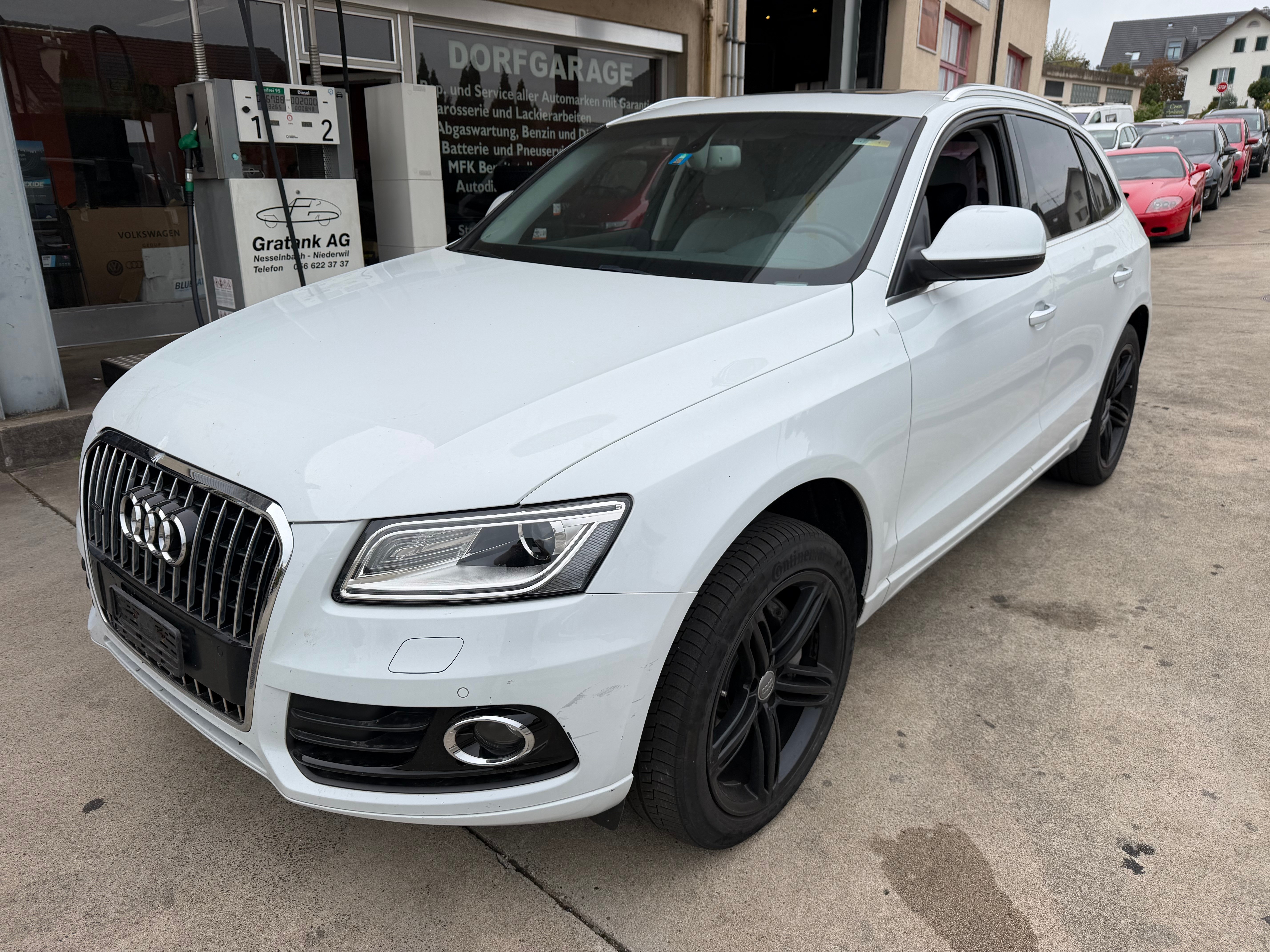 Car photo