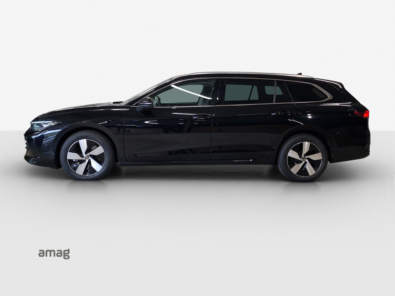 VW Passat Variant 2.0 TDI evo Business 4 Motion DSG-image-1