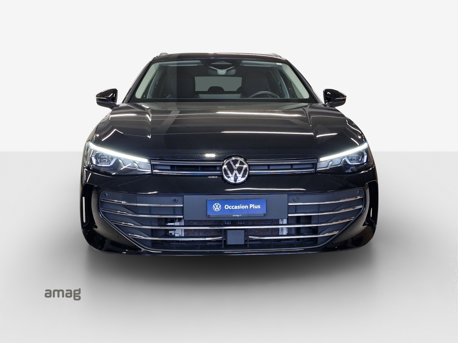 VW Passat Variant 2.0 TDI evo Business 4 Motion DSG-image-6