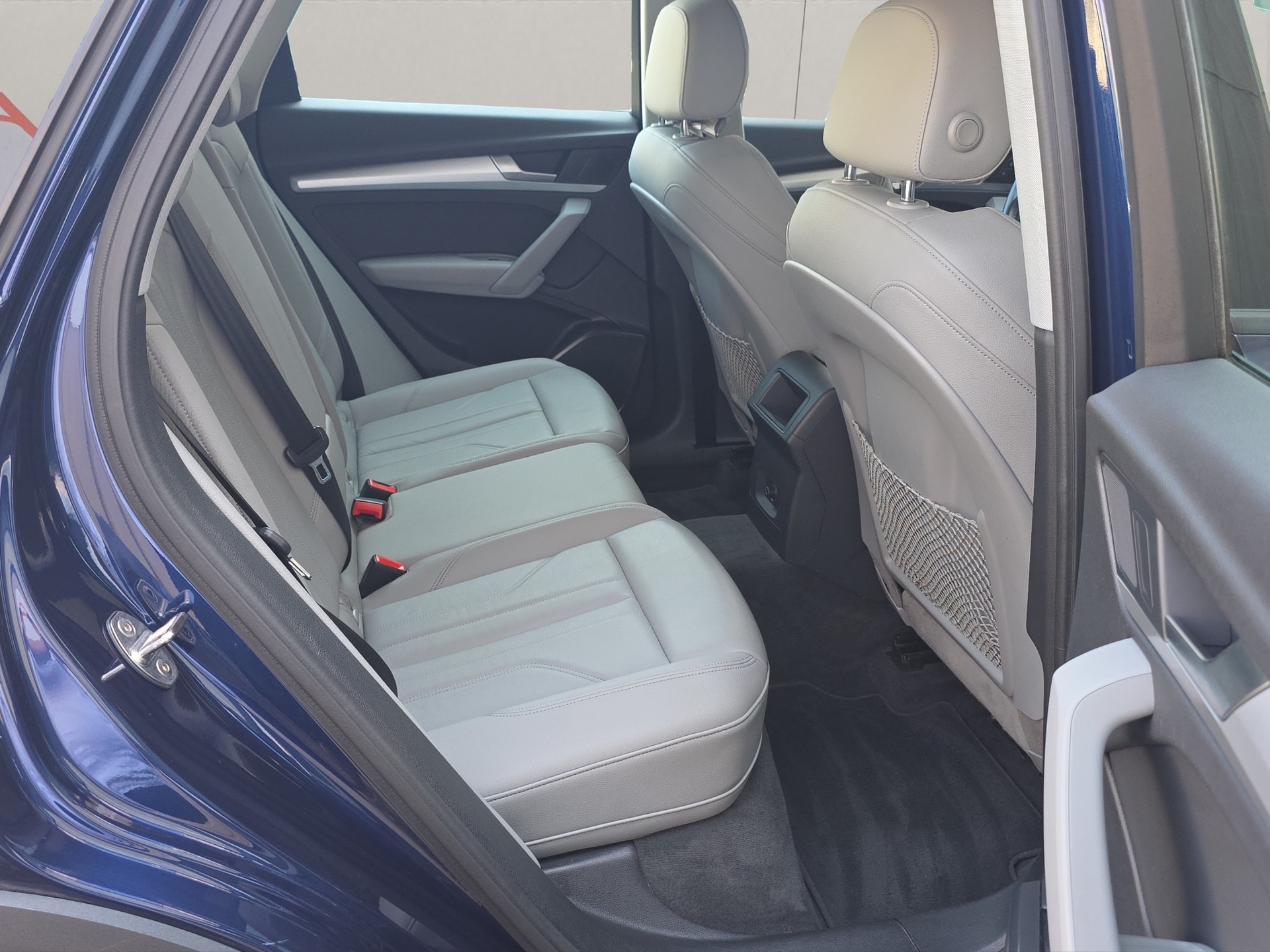 AUDI Q5 50 TDI sport quattro tiptronic-image-14