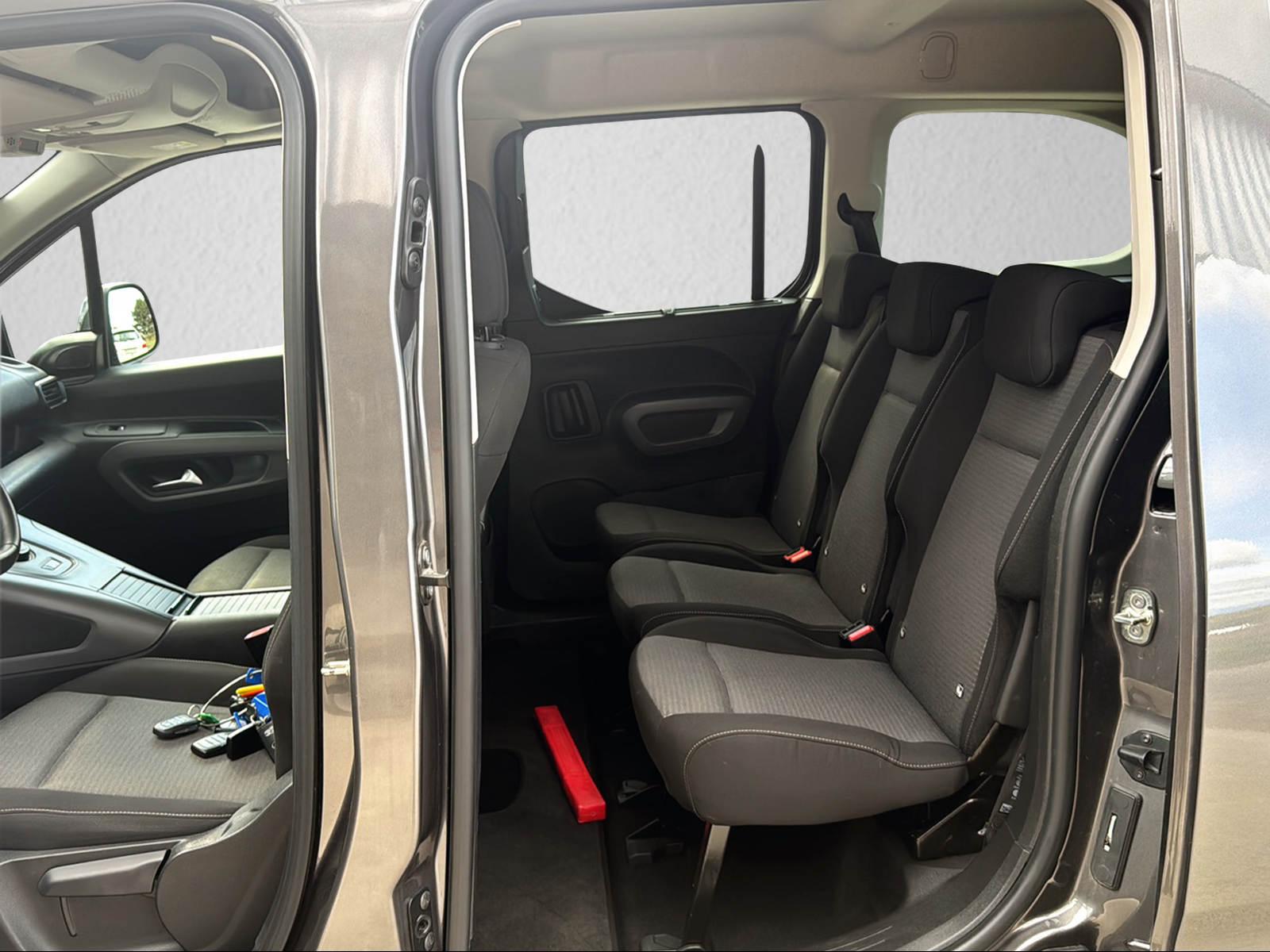 TOYOTA Proace City Verso L2 1.5 HDi 130 Trend-image-11