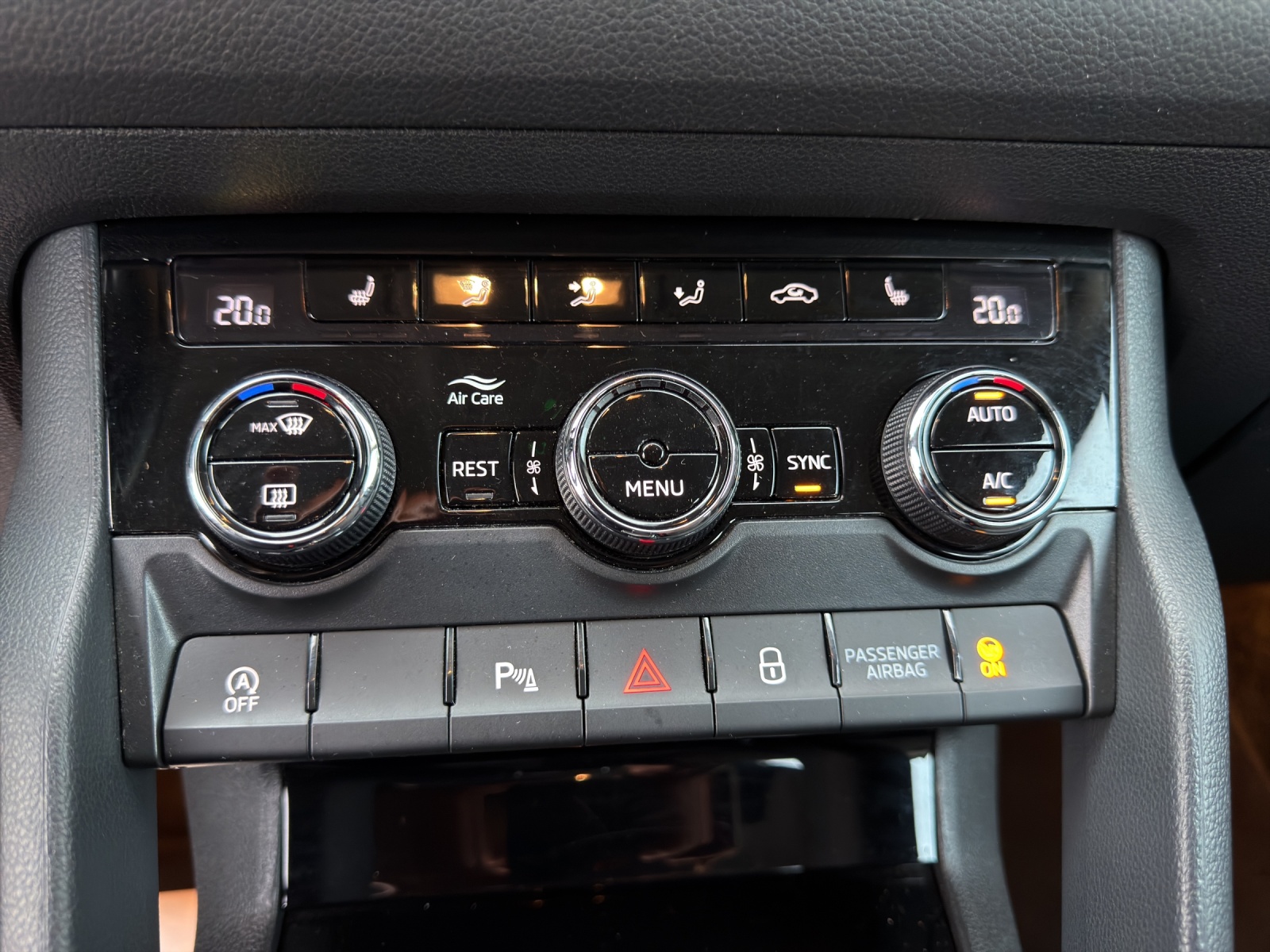 SKODA Kodiaq 2.0 TDI CR Style4x4 DSG-image-21
