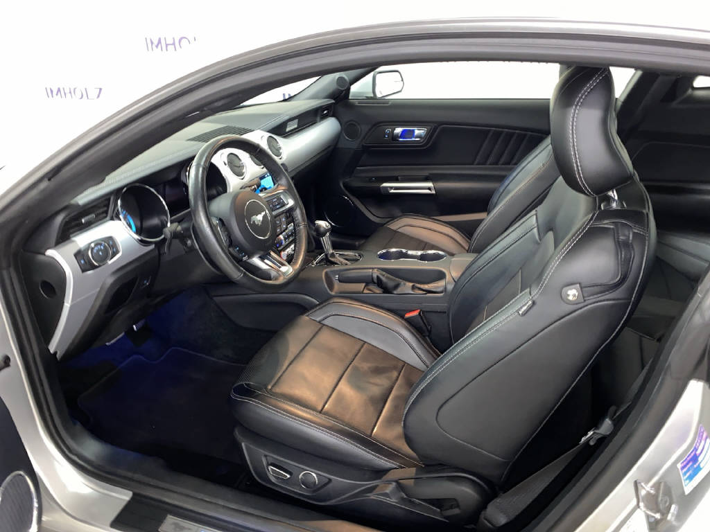 FORD Mustang Coupé 5.0 V8 GT-image-15