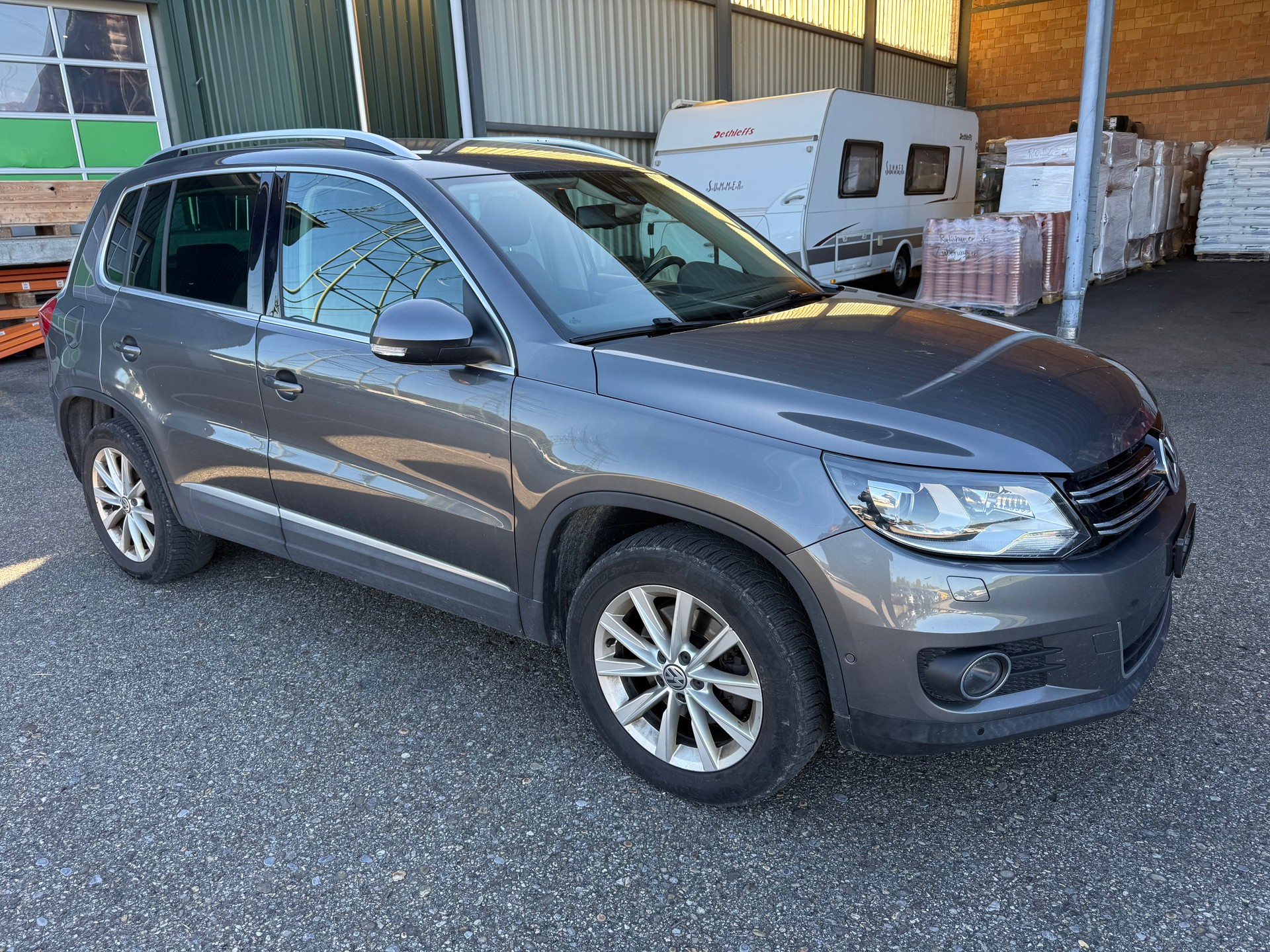 VW Tiguan 2.0 TDI Sport&Style 4Motion-showroom-element-2
