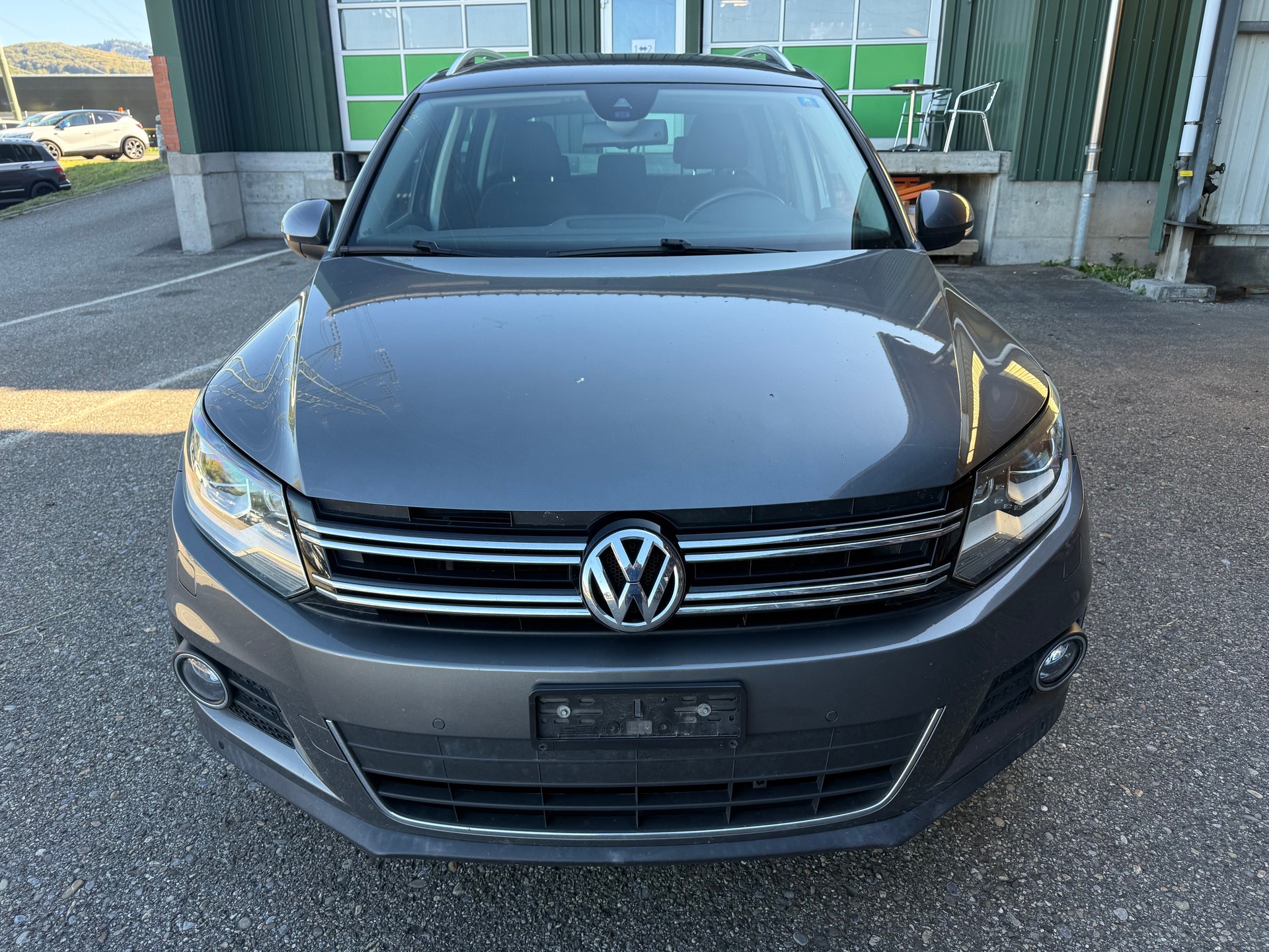 VW Tiguan 2.0 TDI Sport&Style 4Motion-showroom-element-1
