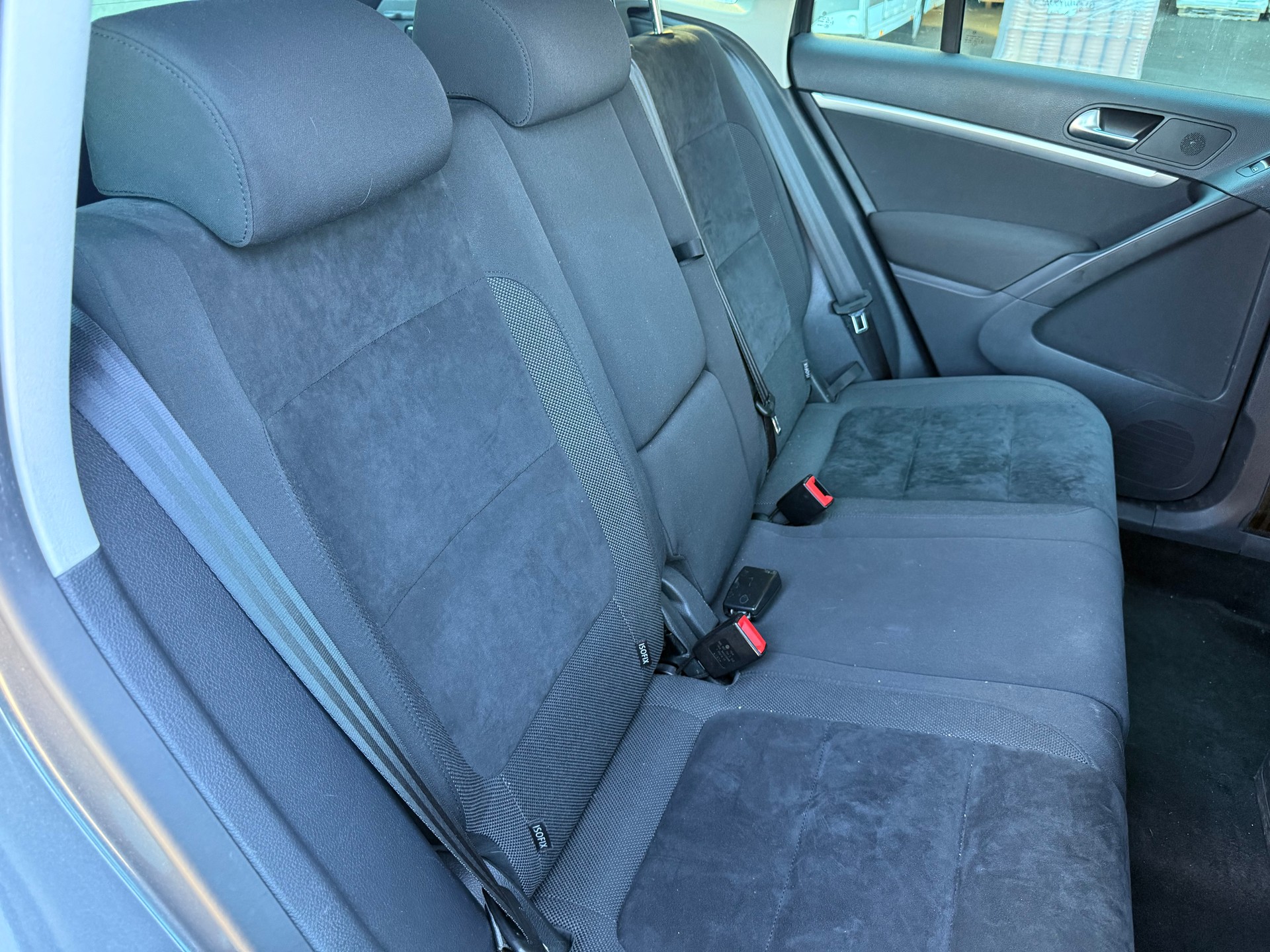VW Tiguan 2.0 TDI Sport&Style 4Motion-image-7