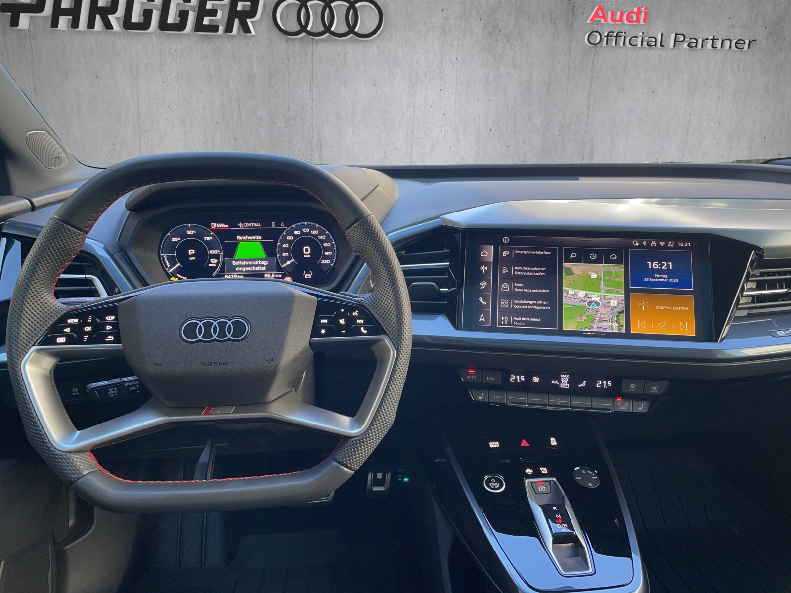 AUDI Q4 e-tron 45 Edition Swiss Ski quattro-image-9