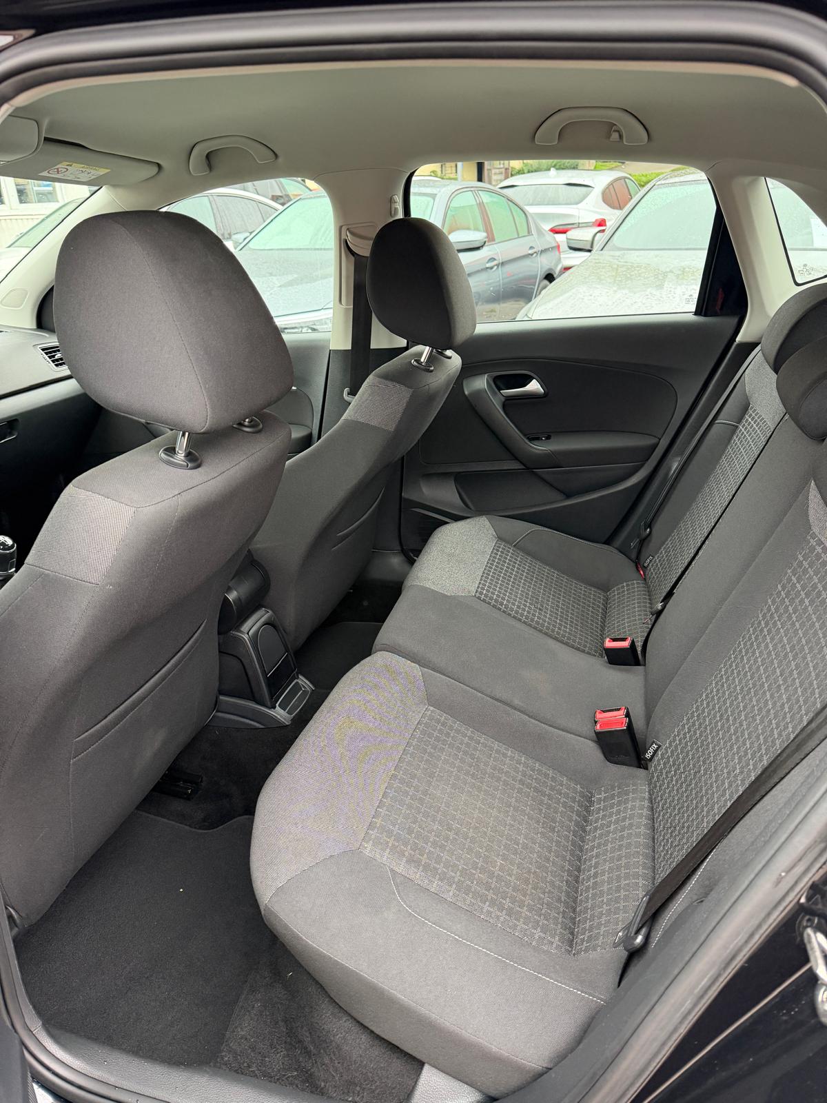 VW Polo 1.0 TSI BMT Comfortline-image-6