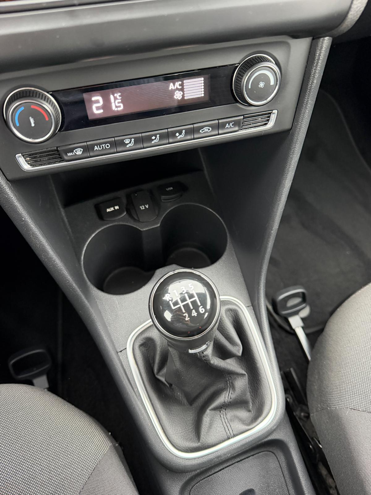 VW Polo 1.0 TSI BMT Comfortline-image-12