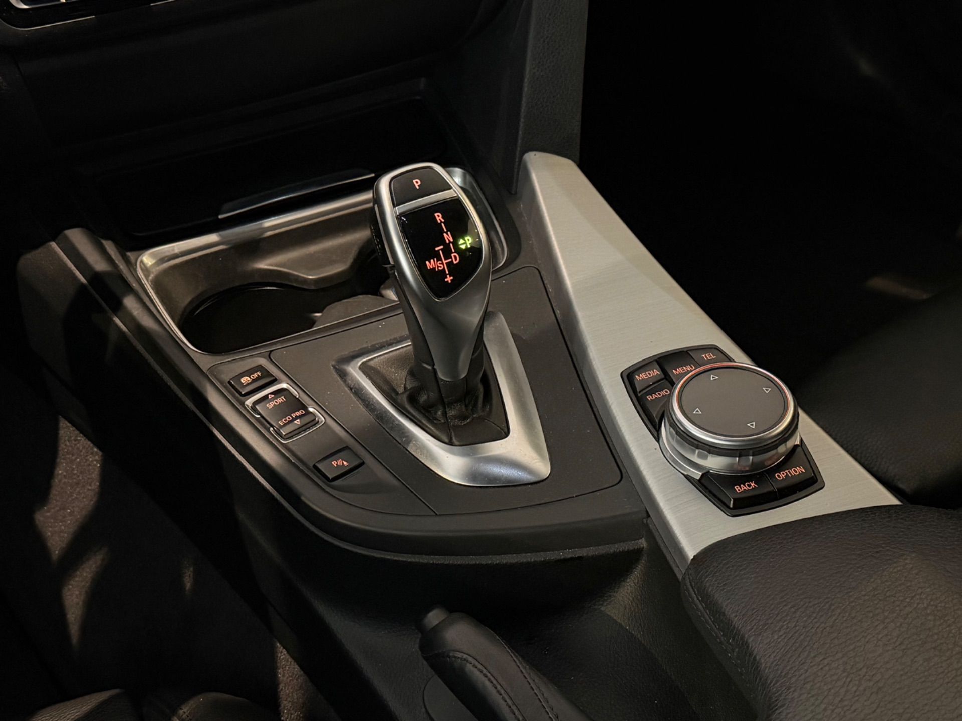 BMW 420 i M Sport Coupé Steptronic **Frisch ab MFK**-image-19