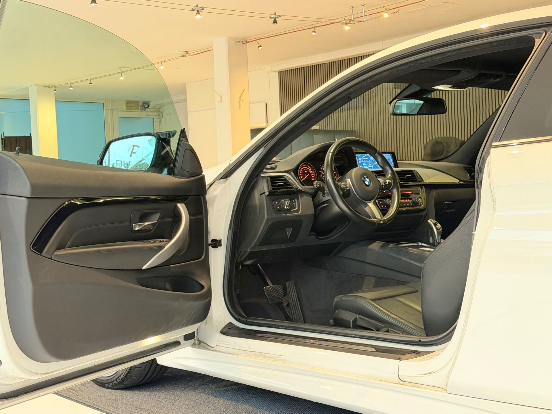 BMW 420 i M Sport Coupé Steptronic **Frisch ab MFK**-image-10