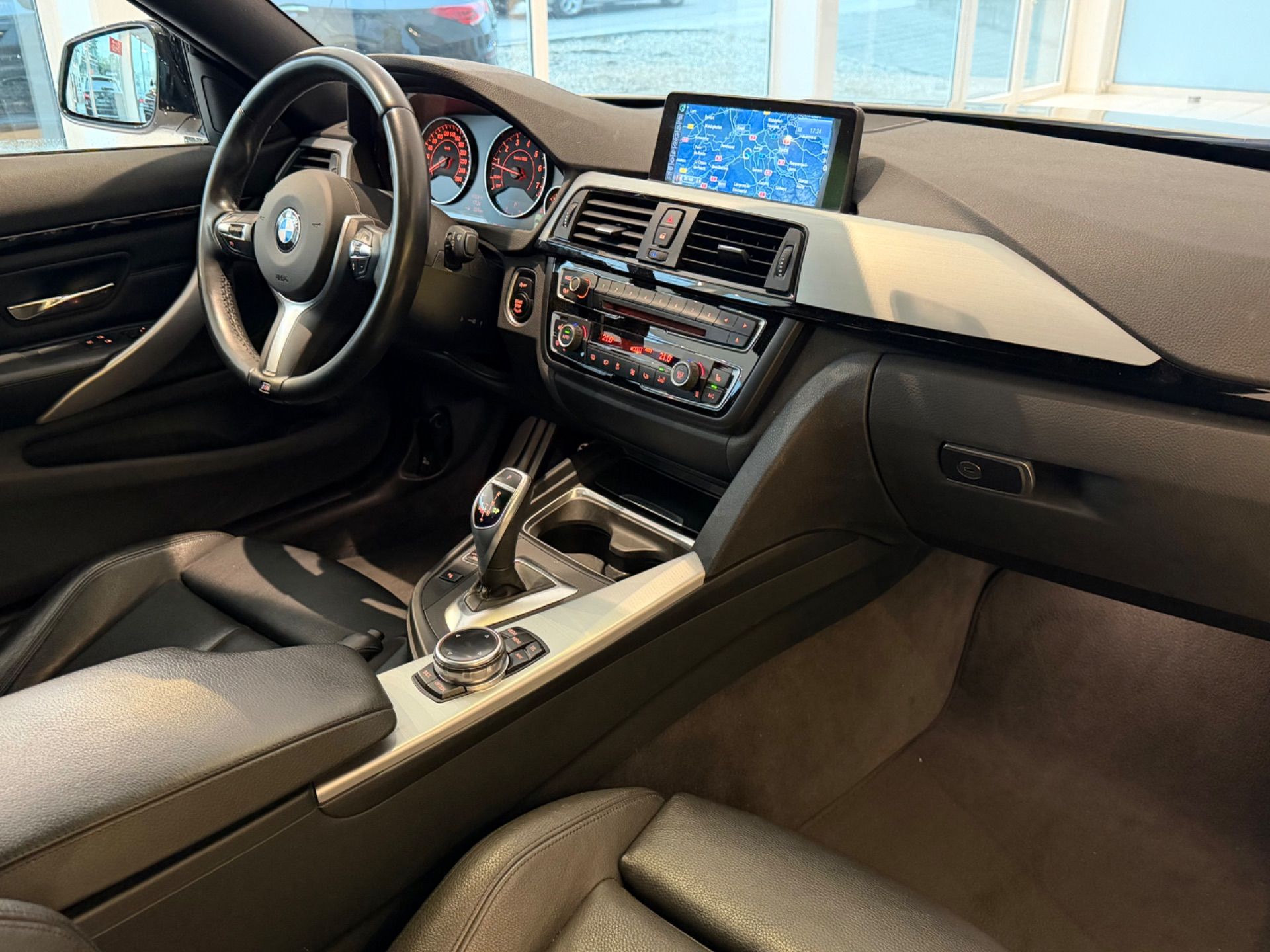 BMW 420 i M Sport Coupé Steptronic **Frisch ab MFK**-image-17