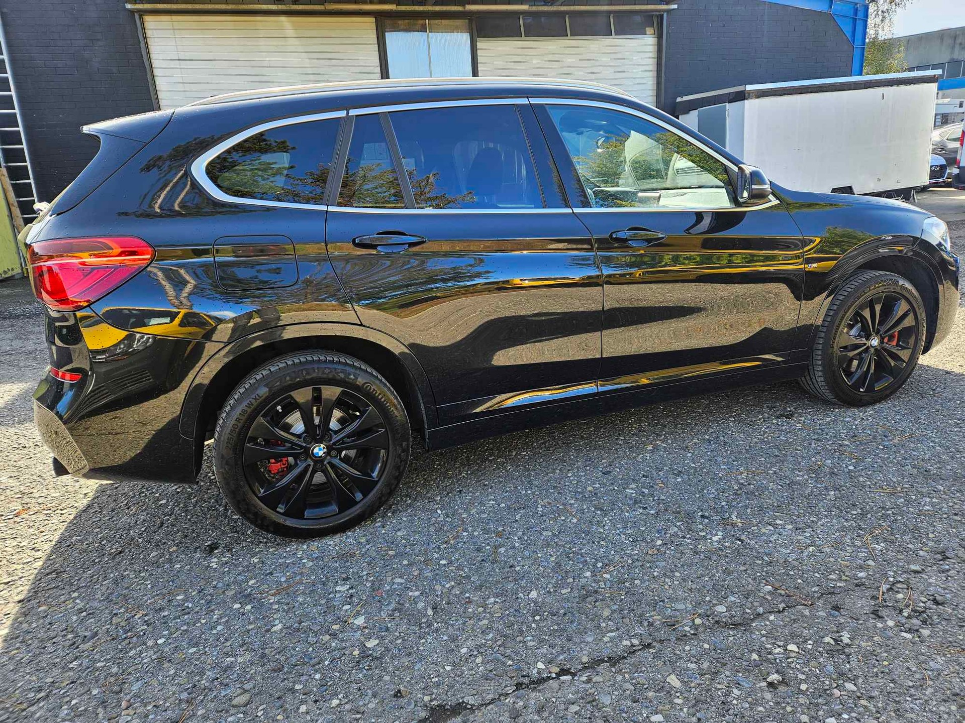 BMW X1 xDrive 20i M Sport Steptronic-image-3