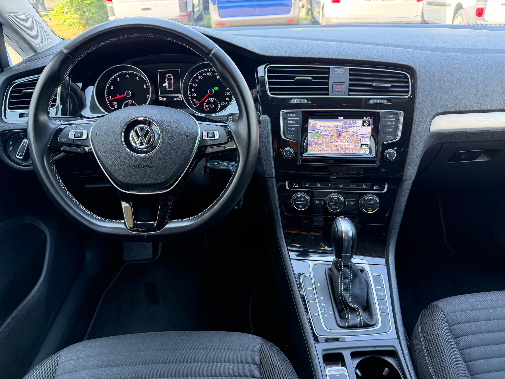 VW Golf 1.4 TSI Cup DSG-image-3