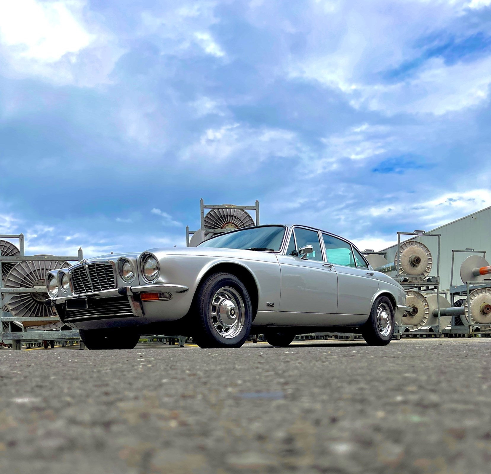 JAGUAR XJ 6 Serie 2-image-0