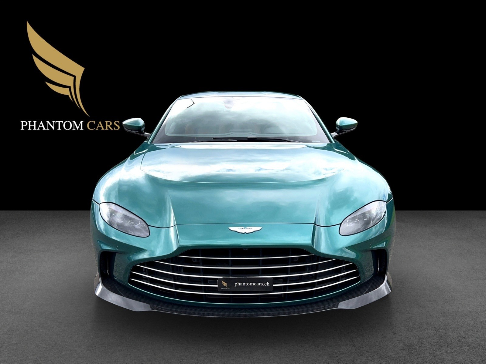 ASTON MARTIN V12 Vantage No 3 of 333-showroom-element-2