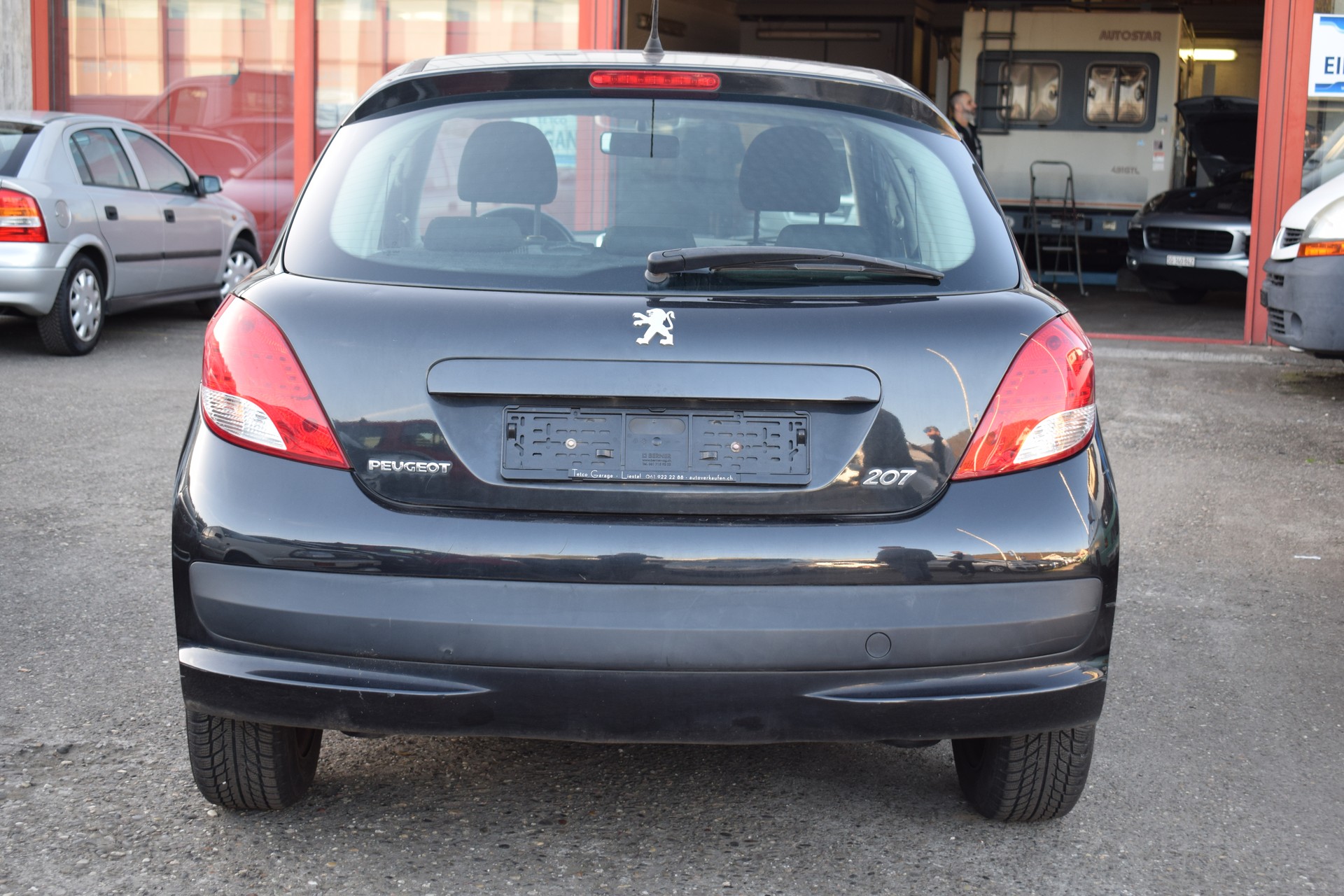 PEUGEOT 207 1.4 16V Active-image-3
