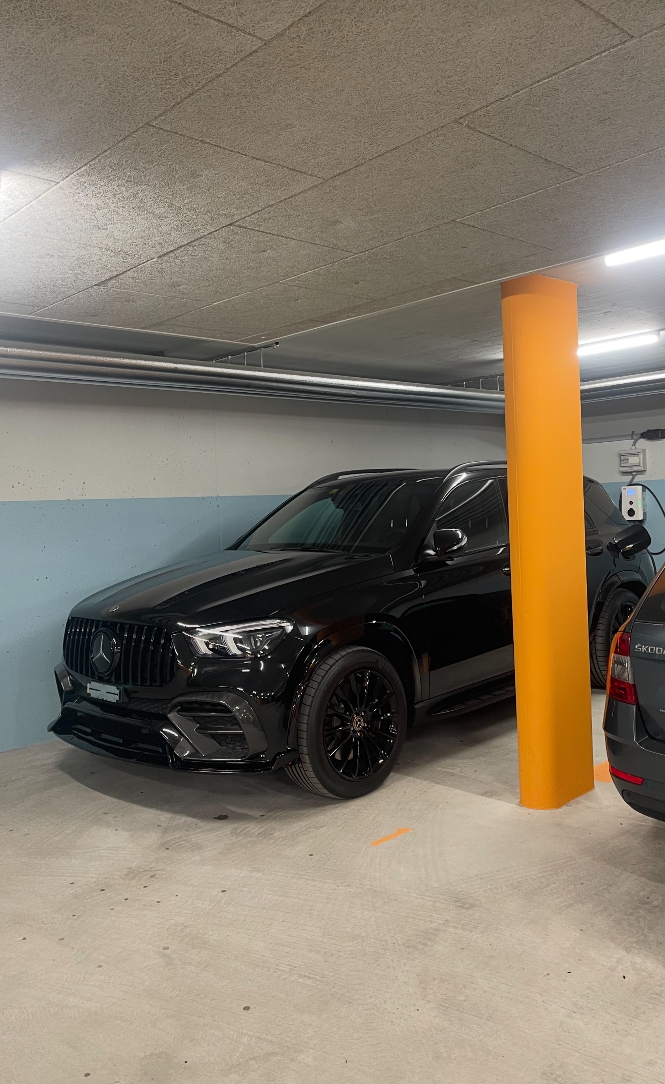 MERCEDES-BENZ GLE 350 de 4Matic 9G-Tronic AMG LINE-image-2