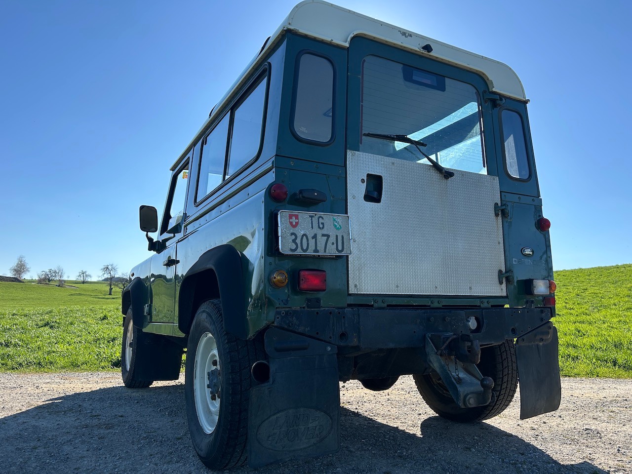 LAND ROVER Defender 90 SW 2.5 Td5-image-4