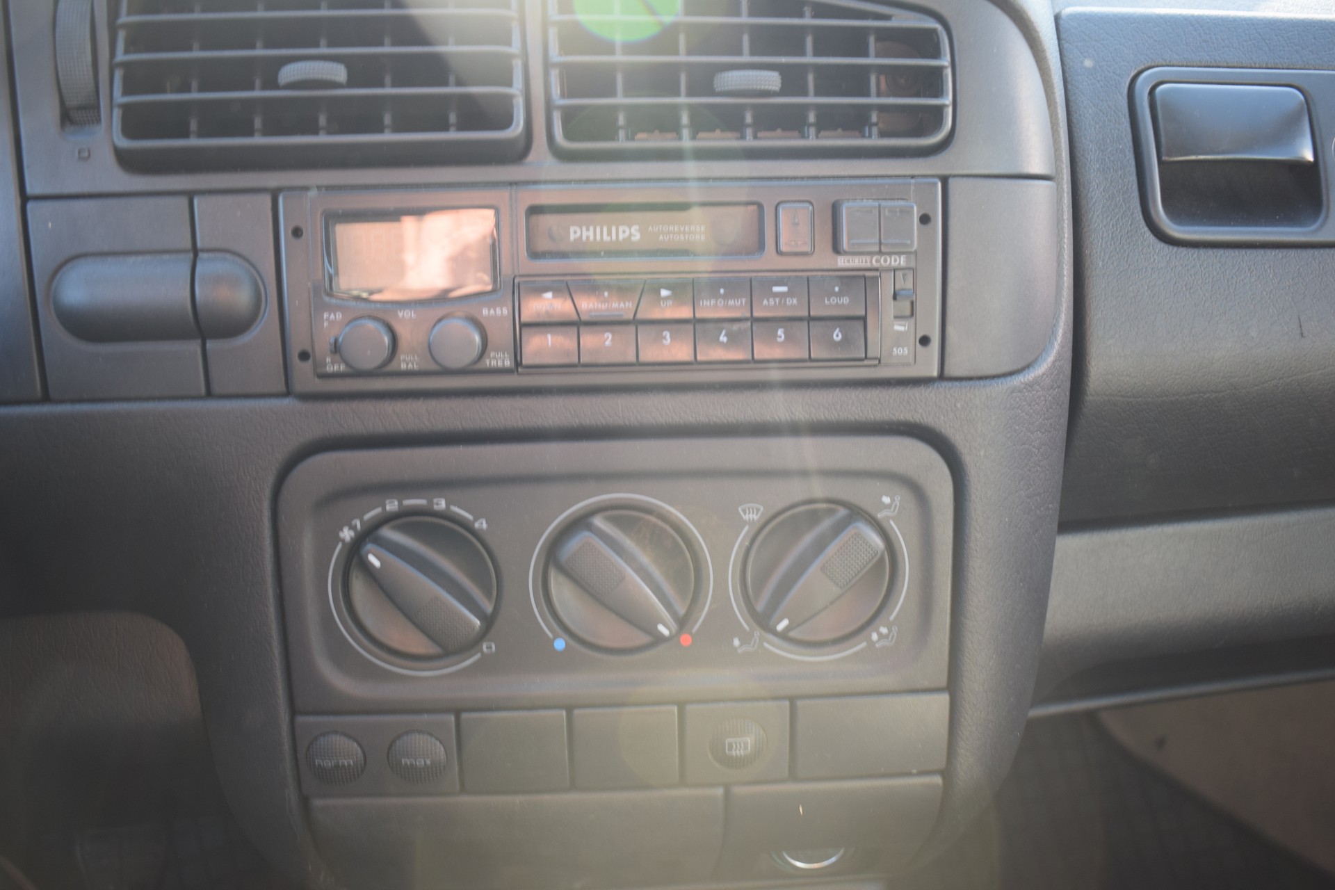 VW Golf 1800 CL-image-6