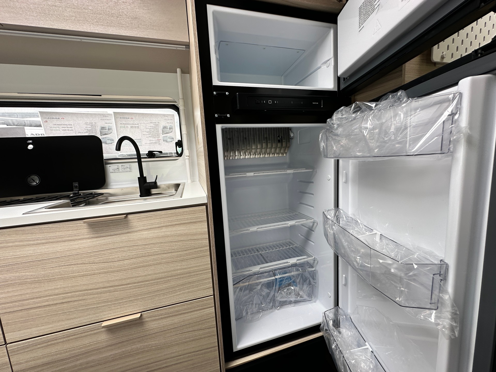 ADRIA Altea 552 PK 60Y DeLuxe-image-9