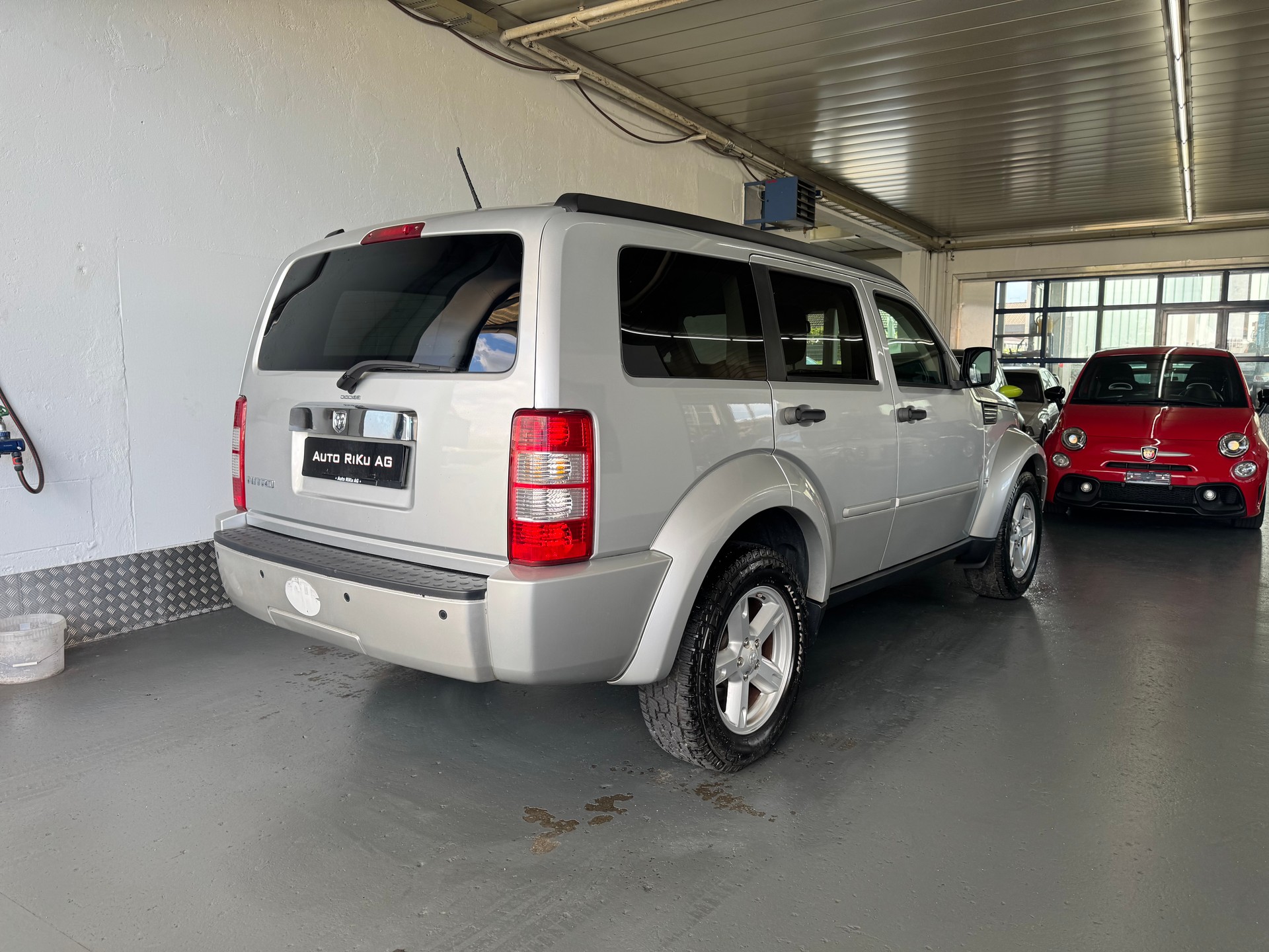 DODGE Nitro 2.8 CRD SXT-image-8