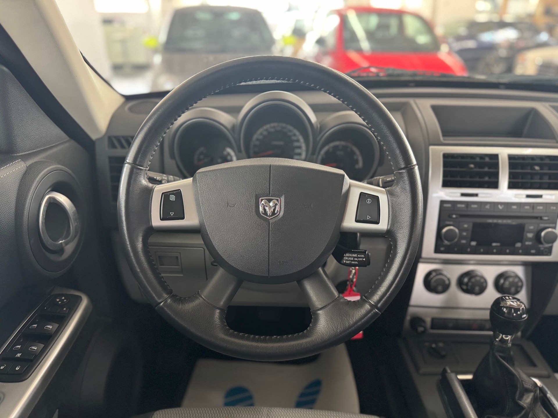 DODGE Nitro 2.8 CRD SXT-image-15