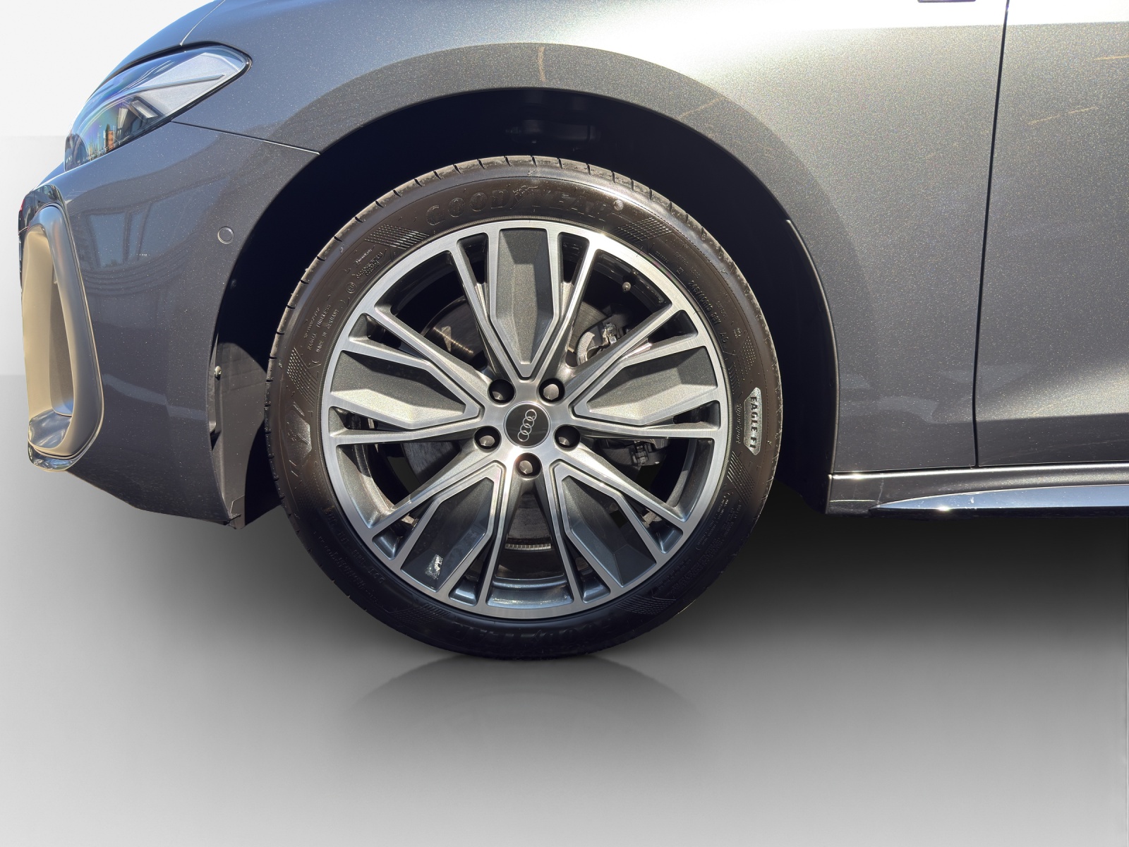 AUDI A5 Limousine e-hybrid quattro Attraction 220 kW S tronic-image-14
