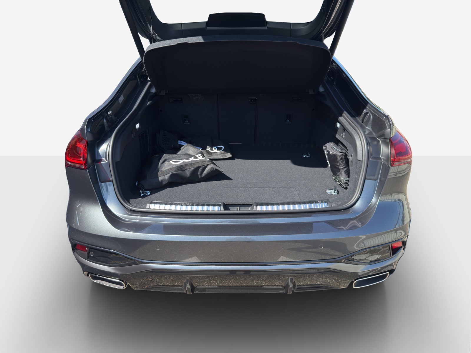 AUDI A5 Limousine e-hybrid quattro Attraction 220 kW S tronic-image-12
