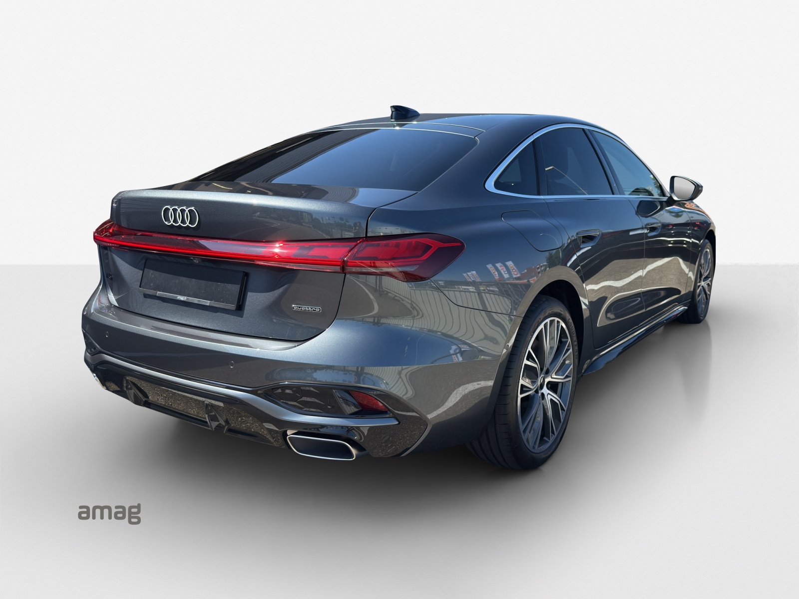 AUDI A5 Limousine e-hybrid quattro Attraction 220 kW S tronic-image-4