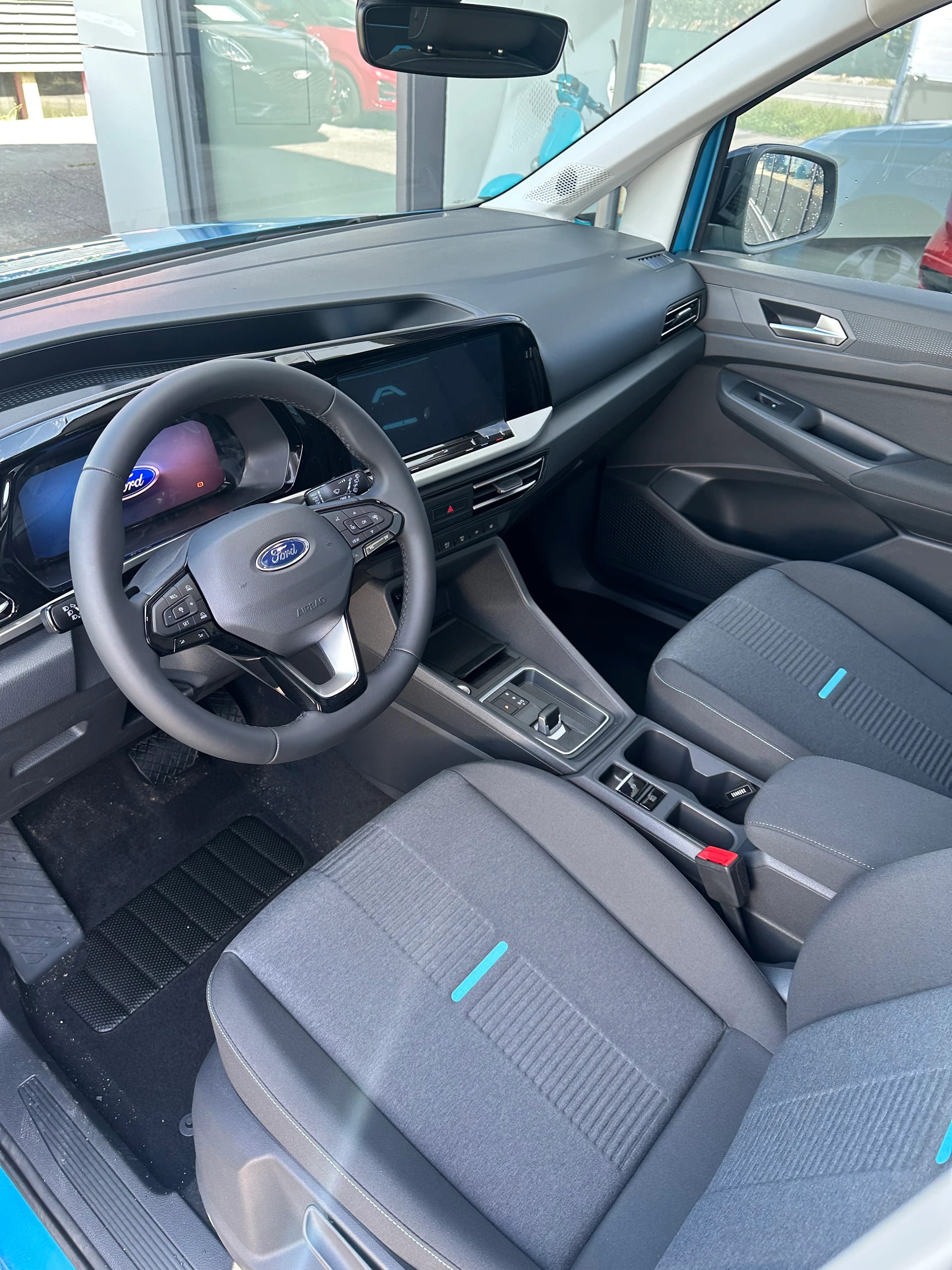 FORD TOURNEO CONNECT Grand 2.0 EcoB Active/122CV/Aut.-image-12