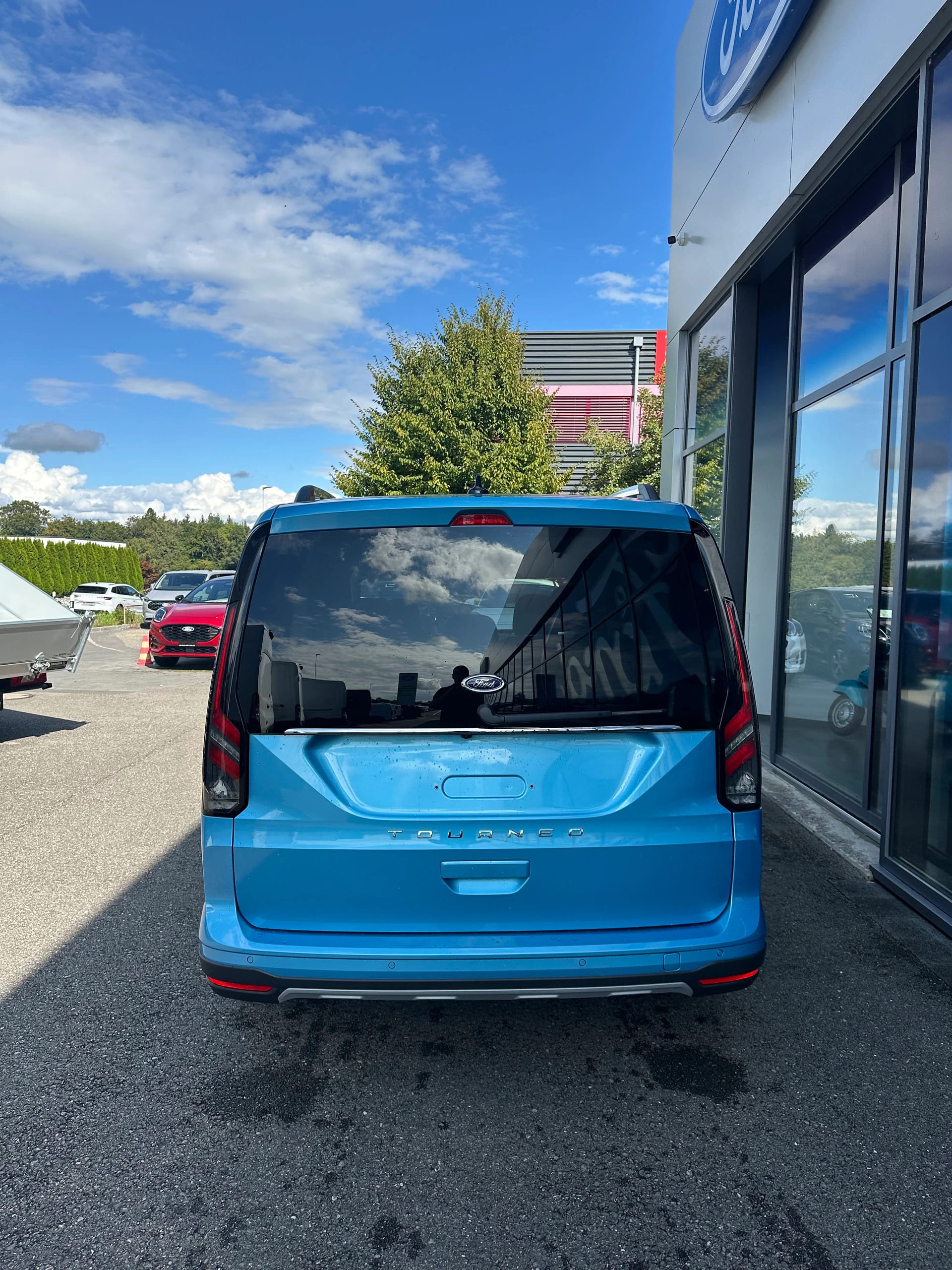 FORD TOURNEO CONNECT Grand 2.0 EcoB Active/122CV/Aut.-image-4