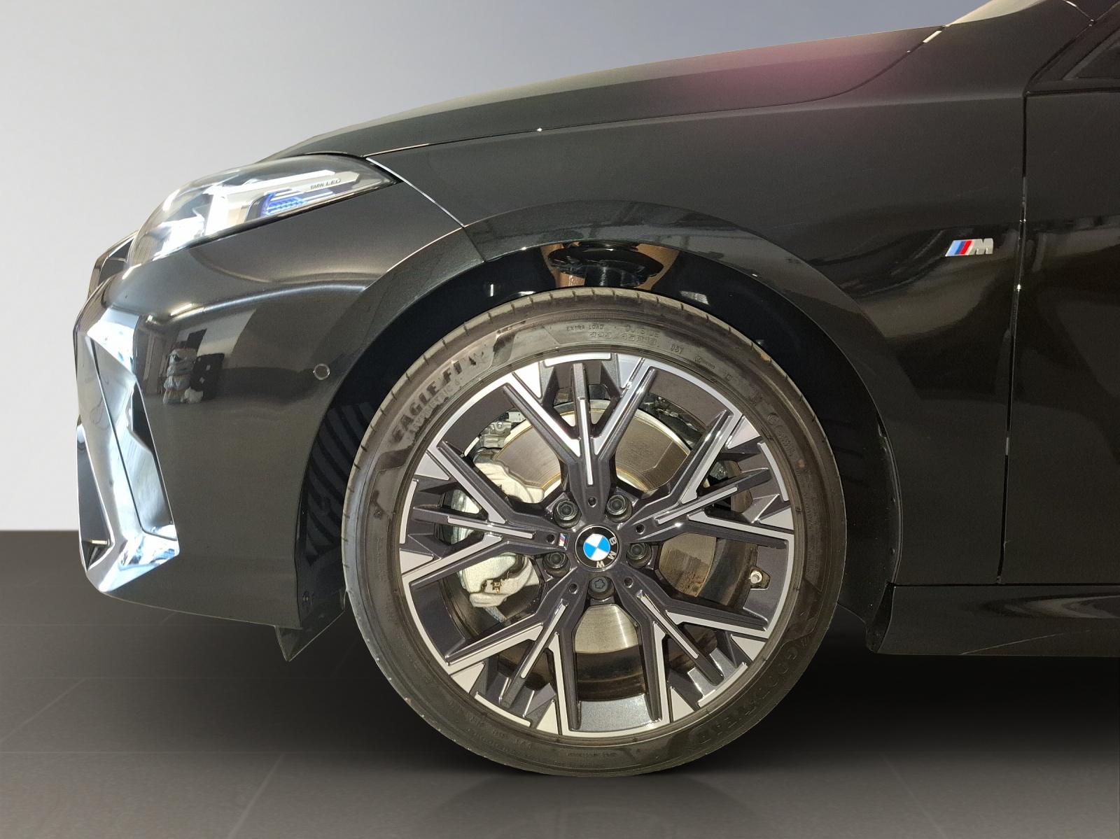 BMW 123 xDrive-image-2