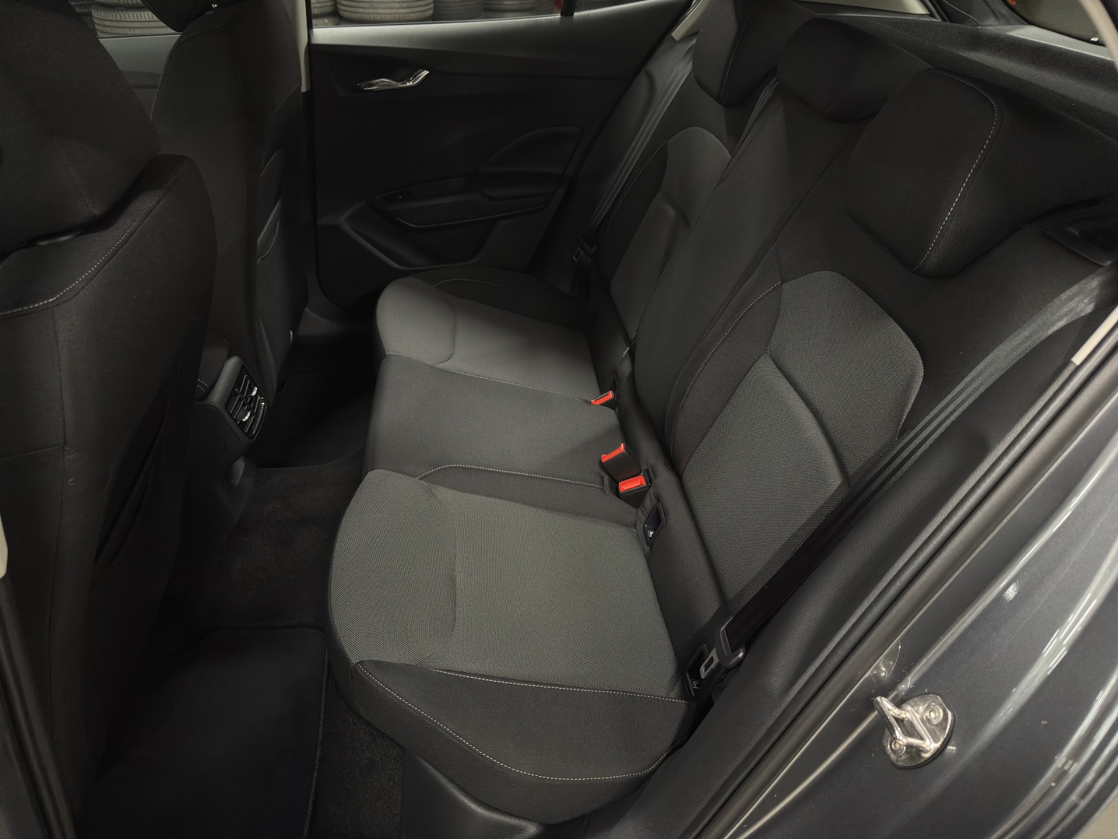 SKODA Fabia 1.0 TSI Selection-image-10