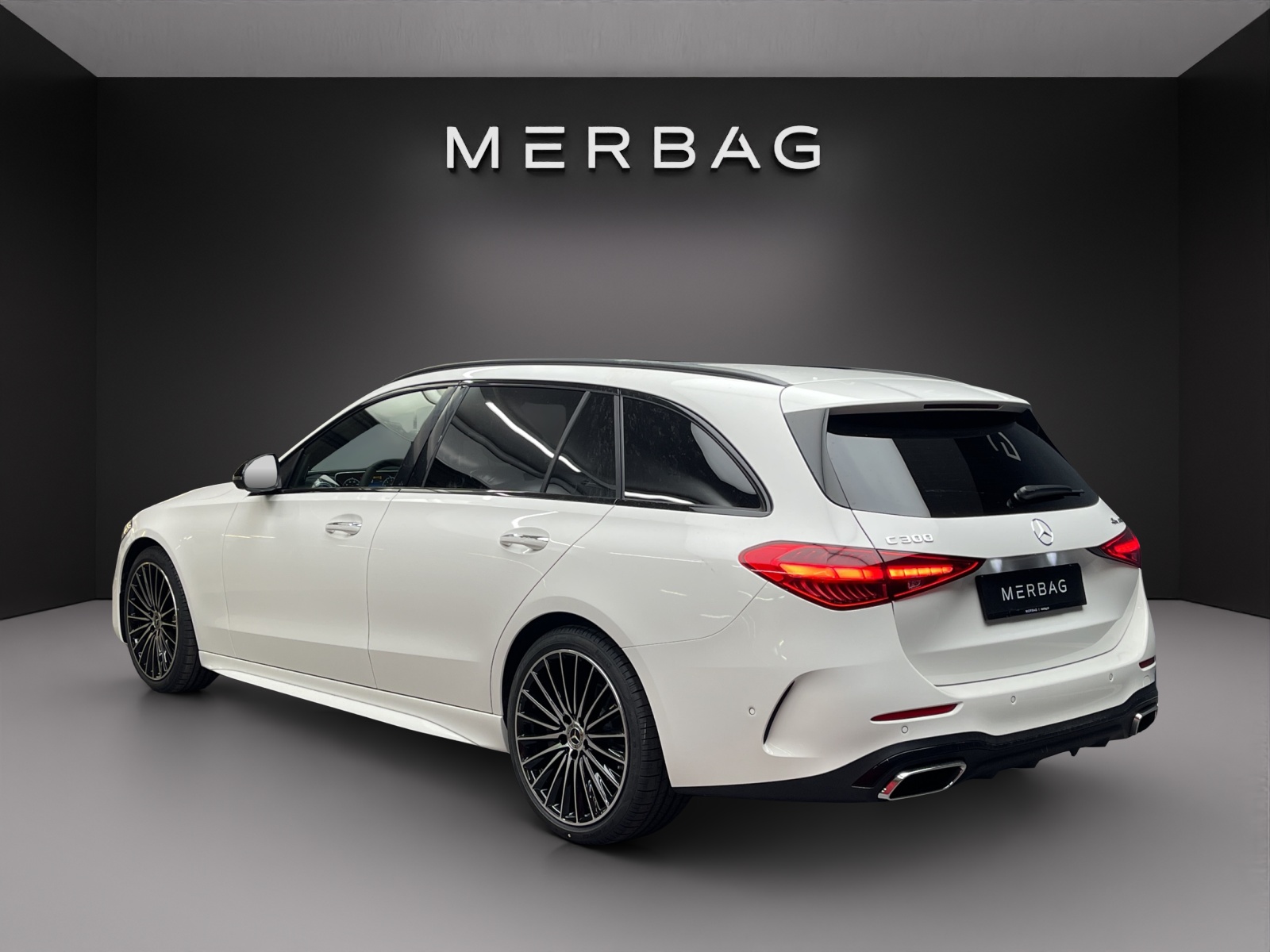 MERCEDES-BENZ C 300 T 4 Matic-image-3