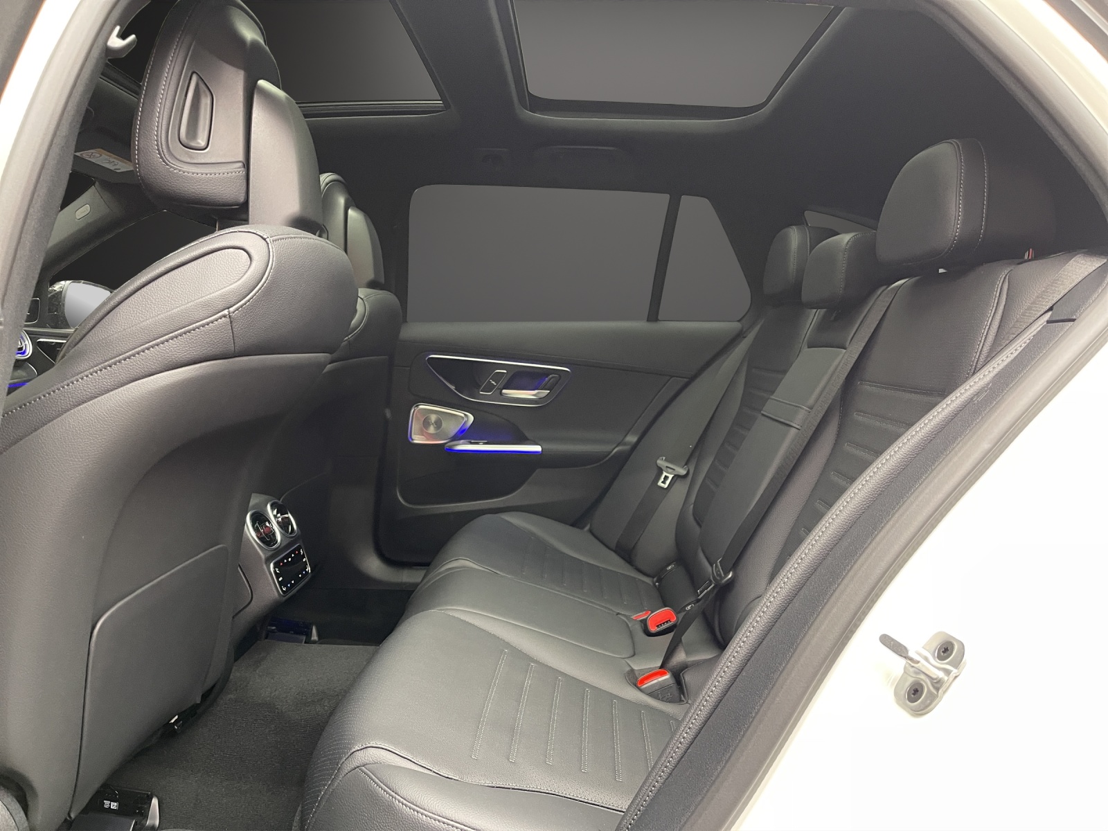 MERCEDES-BENZ C 300 T 4 Matic-image-9