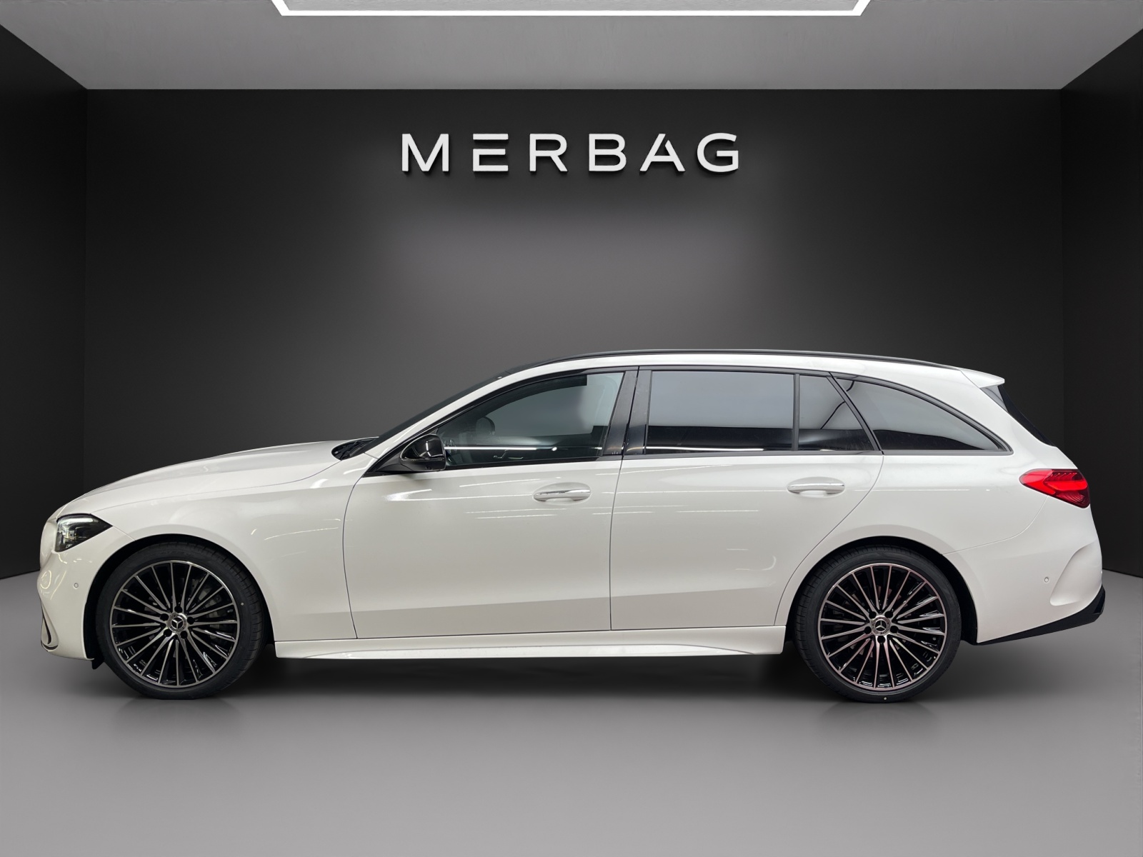 MERCEDES-BENZ C 300 T 4 Matic-image-2