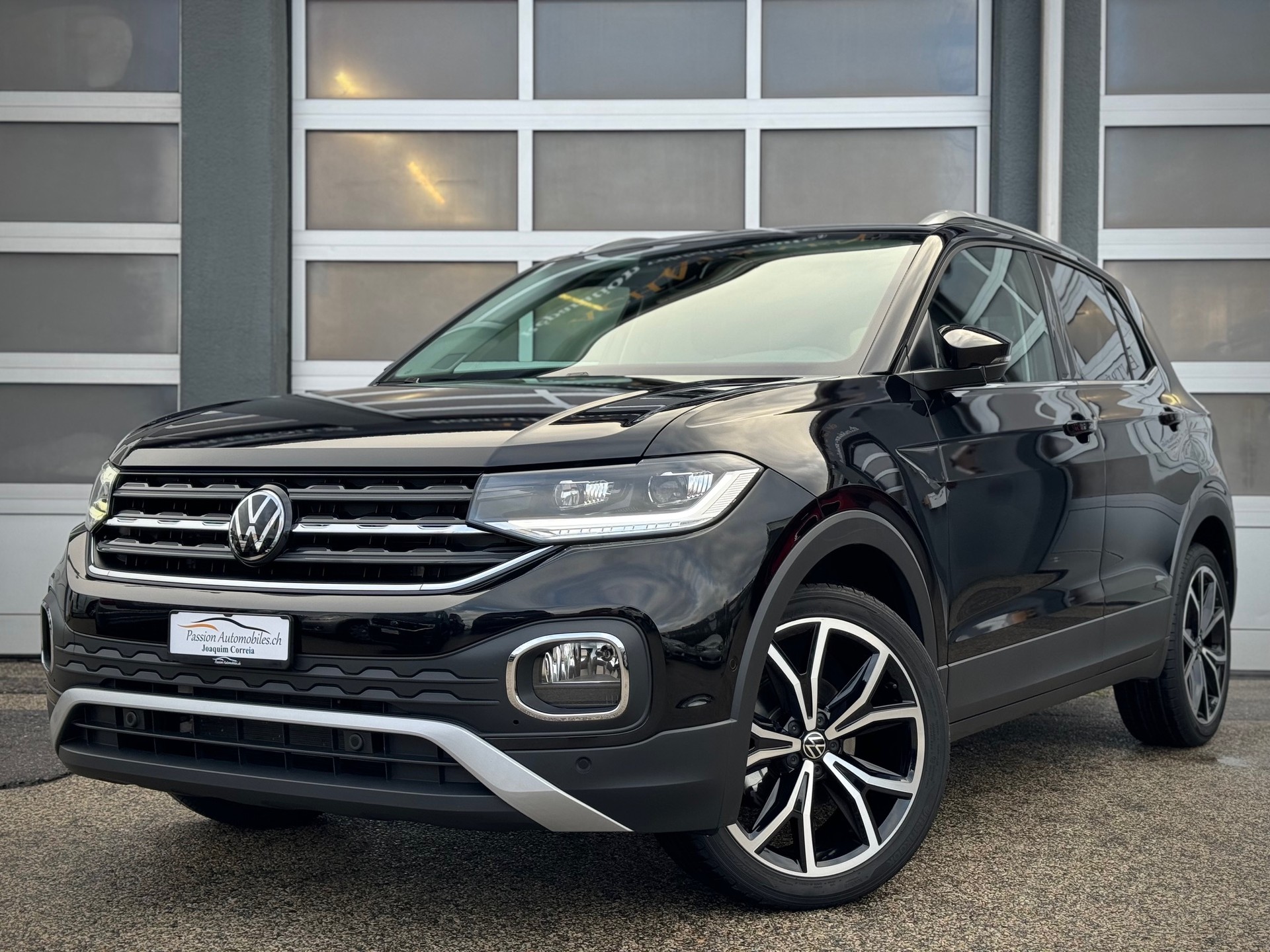 VW T-Cross 1.5 TSI EVO ACT Style Selection DSG - Garantie d'usine jusqu'au 13.03.2027 ou 100'000 Km - Véhicule Suisse (CH)-image-0