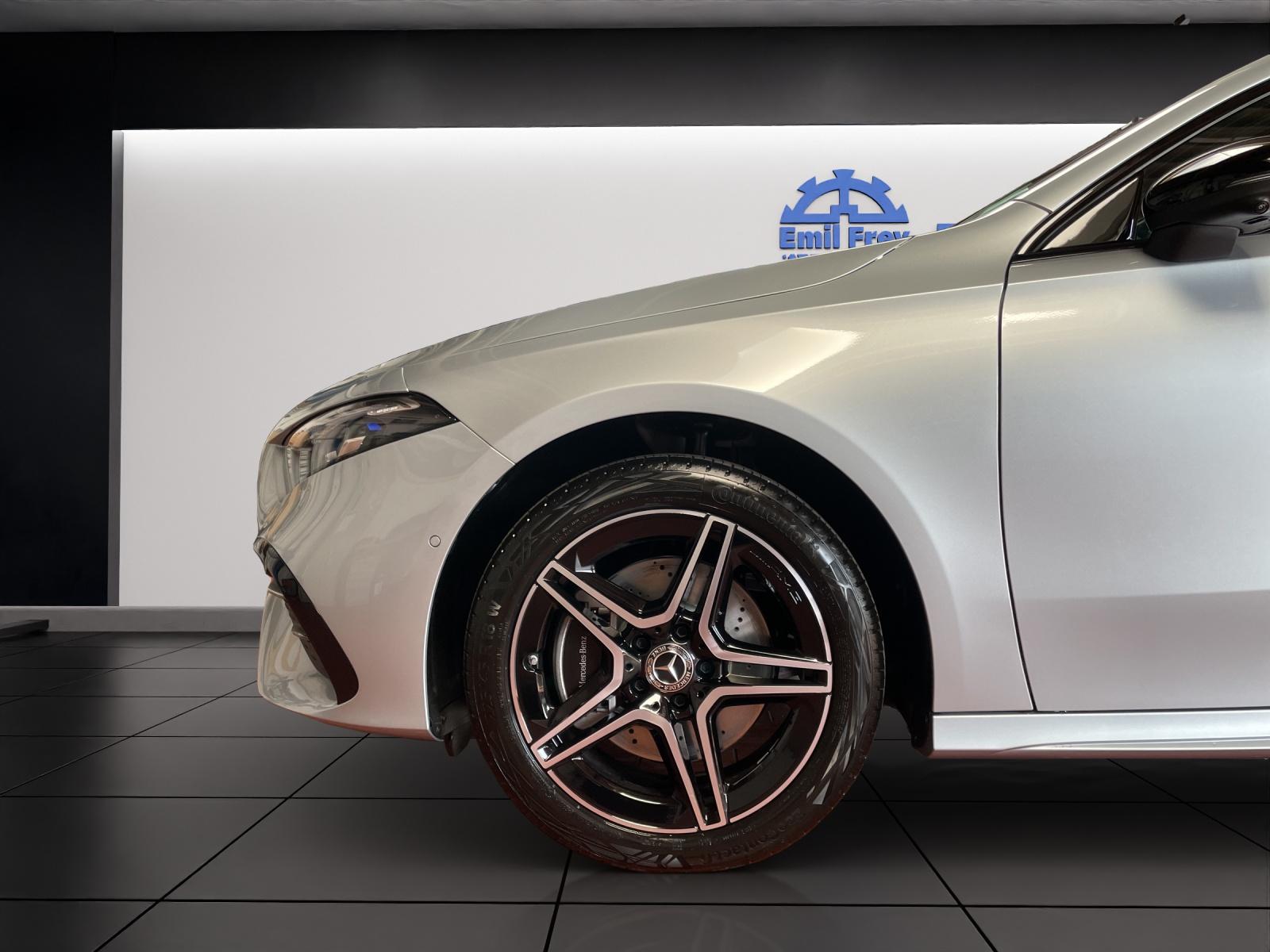 MERCEDES-BENZ A 250 e EQ Star AMG Line-image-9