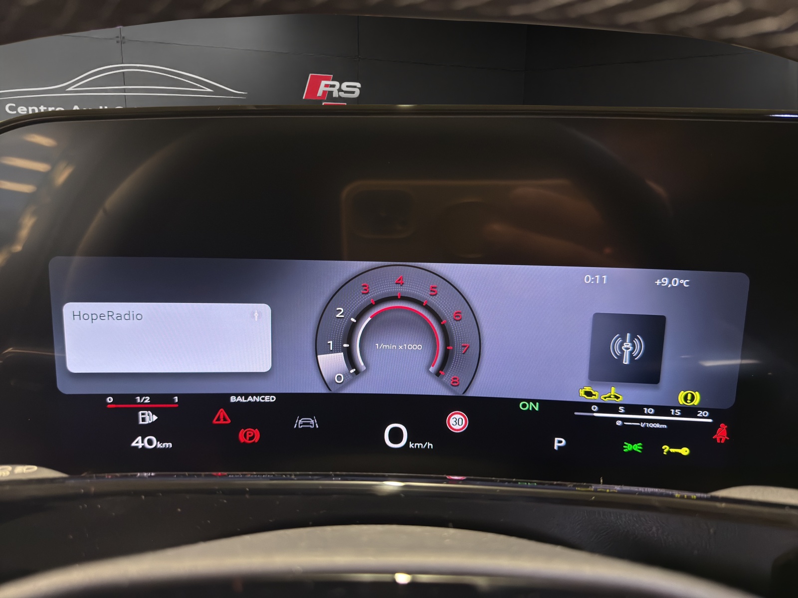 AUDI Q3 Sportback 110 kW TFSI S tronic-image-9