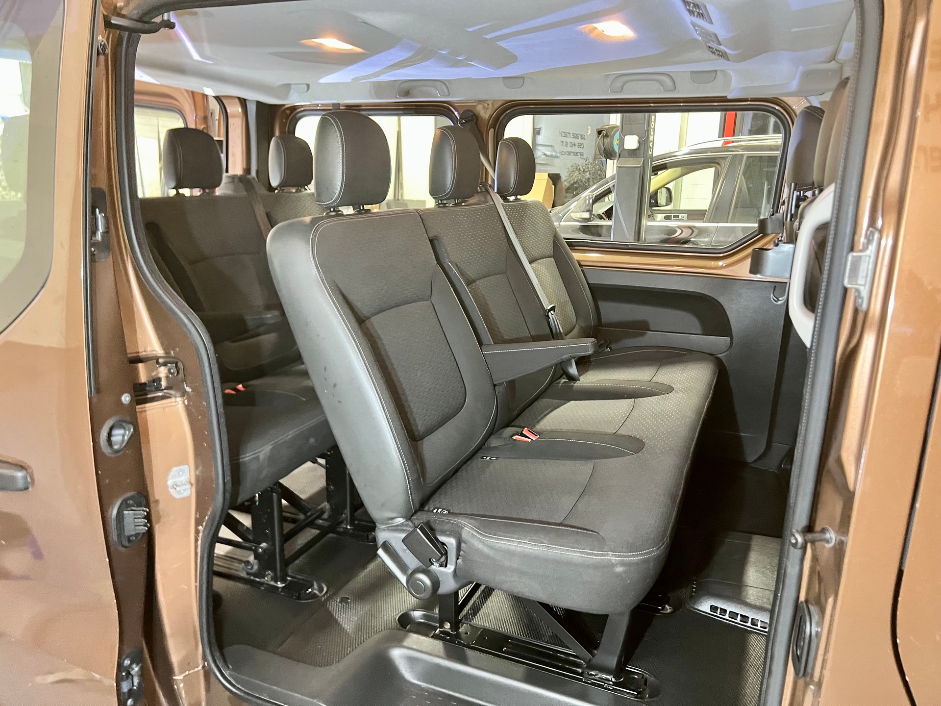 OPEL Vivaro 1.6 CDTI 2.7t L1H1 9-Plätzer ✔️-image-14