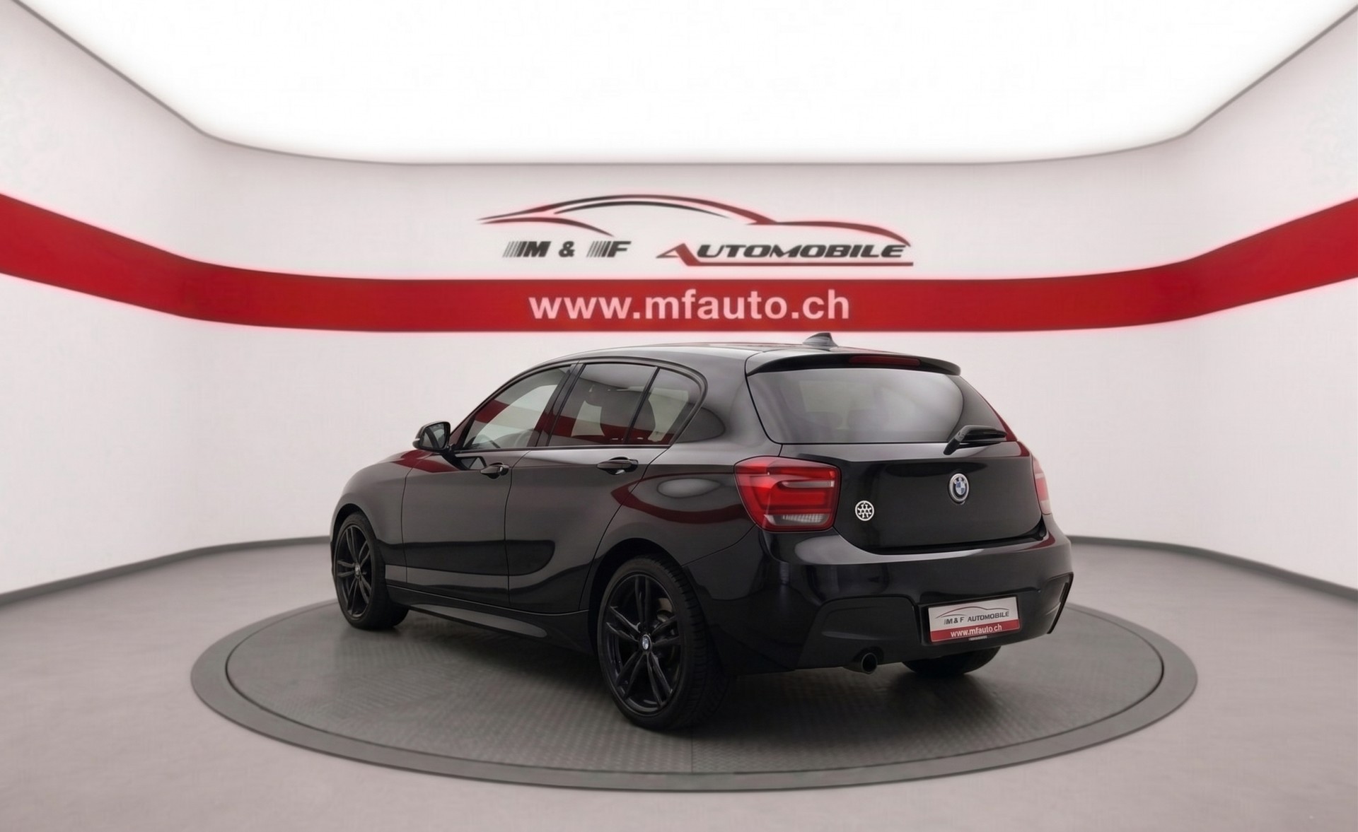 BMW 118i M-Sport CH FAHRZEUG-image-3