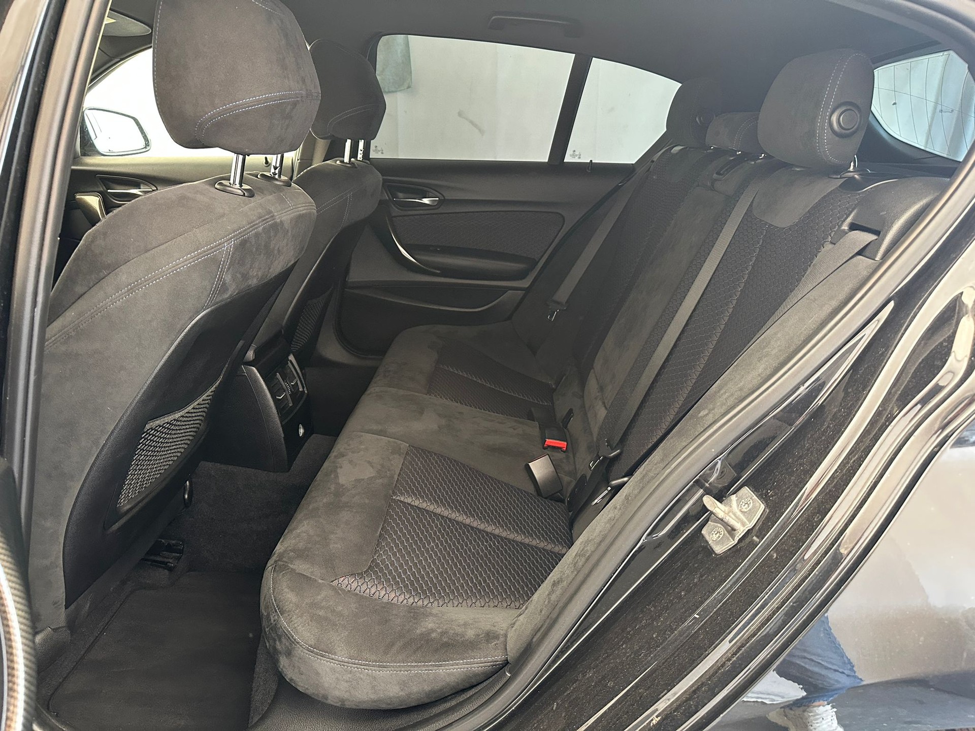 BMW 118i M-Sport CH FAHRZEUG-image-7