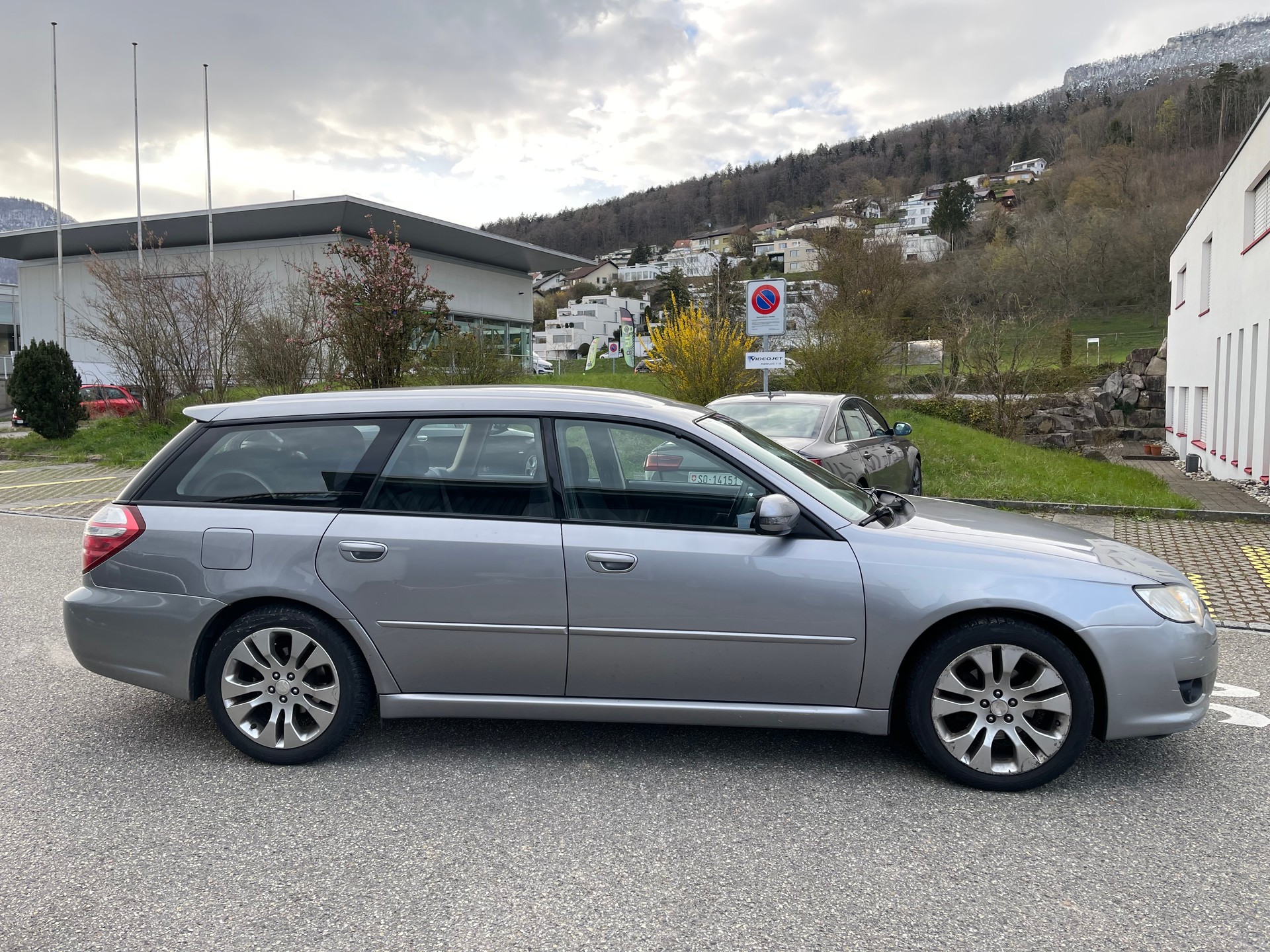 SUBARU Legacy 2.0R AWD ** Automatic ** Frisch Ab MFK**-image-6