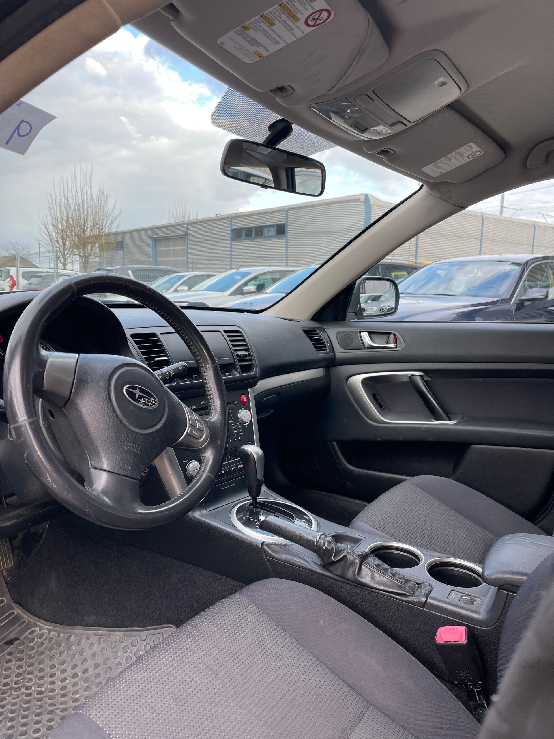 SUBARU Legacy 2.0R AWD ** Automatic ** Frisch Ab MFK**-image-8
