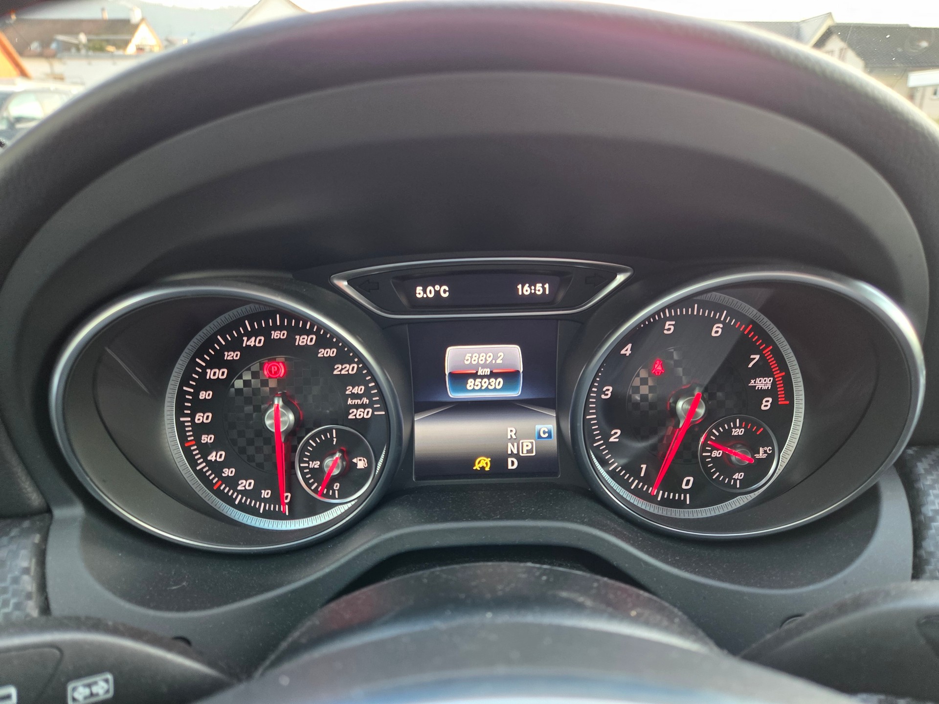 MERCEDES-BENZ A 250 Active Star 4Matic 7G-DCT-image-14