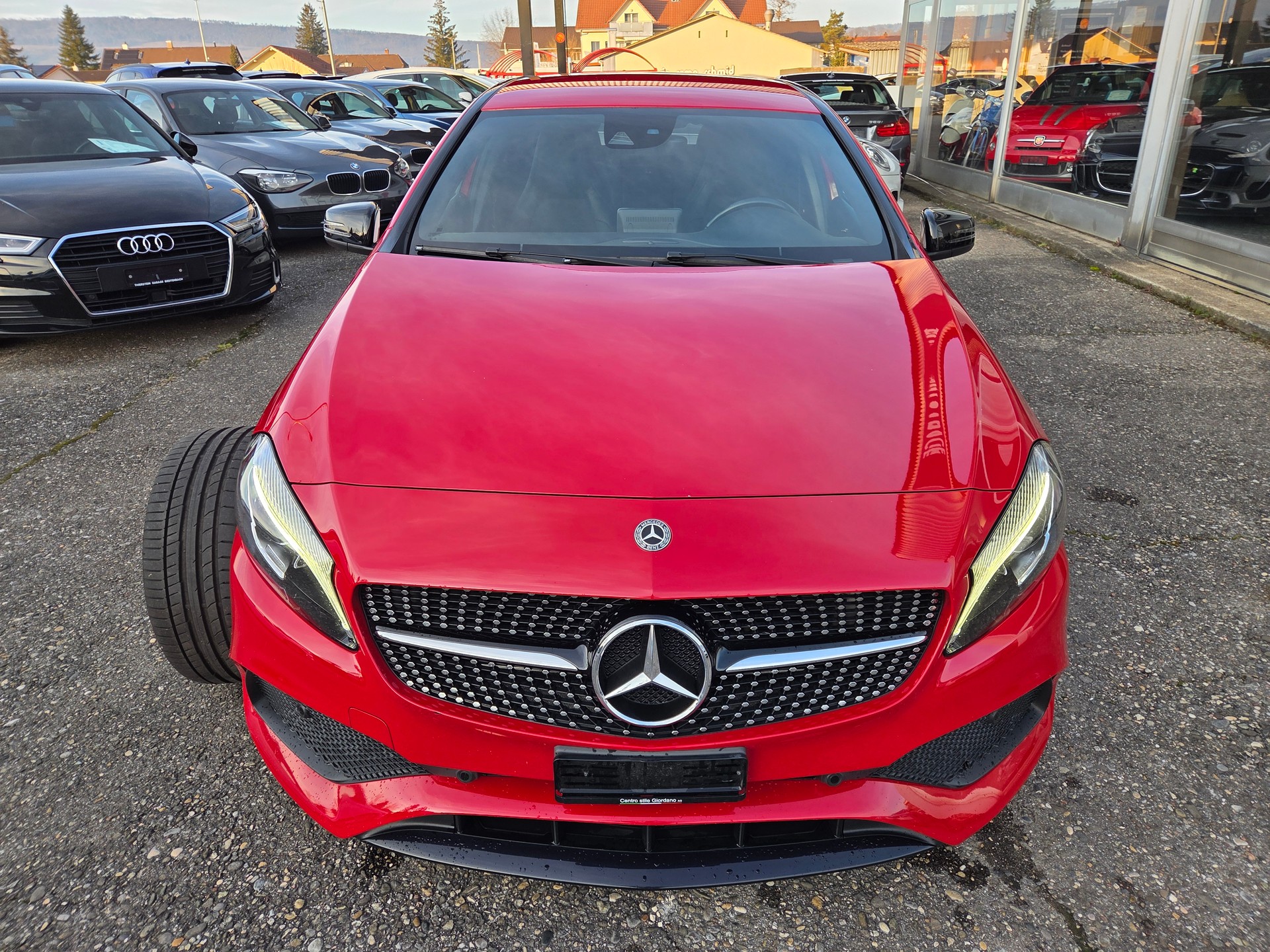 MERCEDES-BENZ A 250 Active Star 4Matic 7G-DCT-showroom-element-1