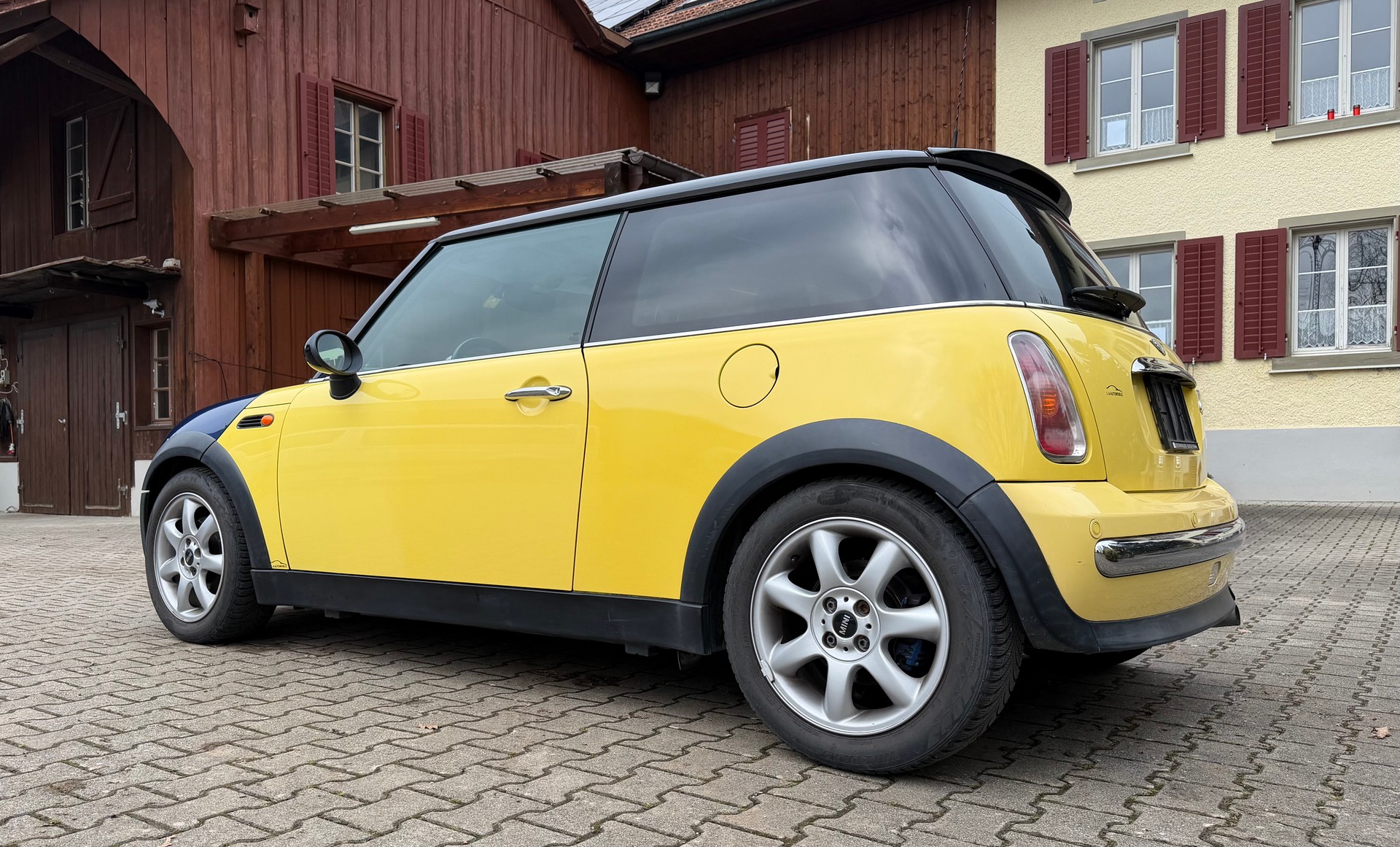MINI Cooper-image-3